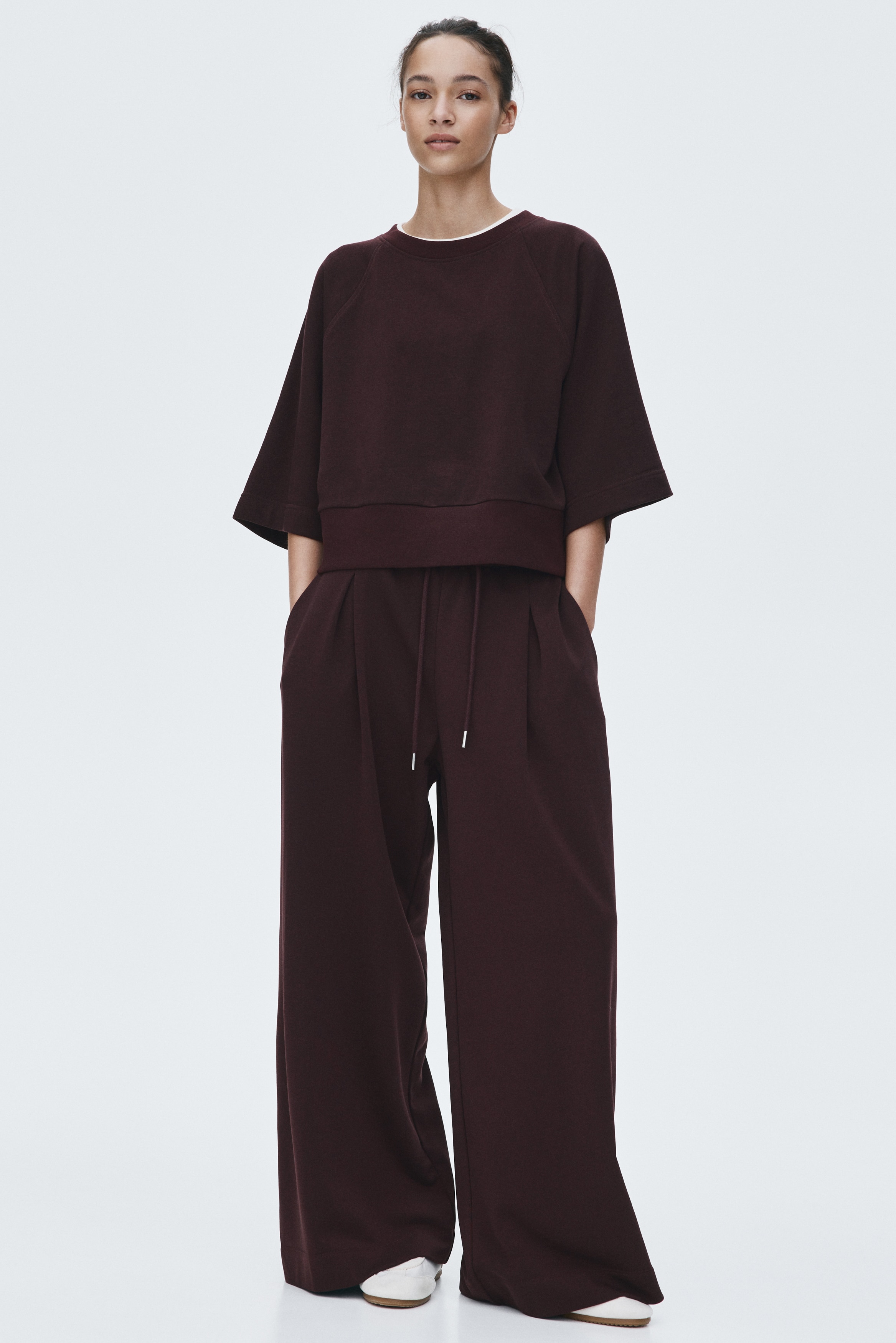 Pleat-Detail Drawstring Pants - Burgundy/Light beige/Dark beige