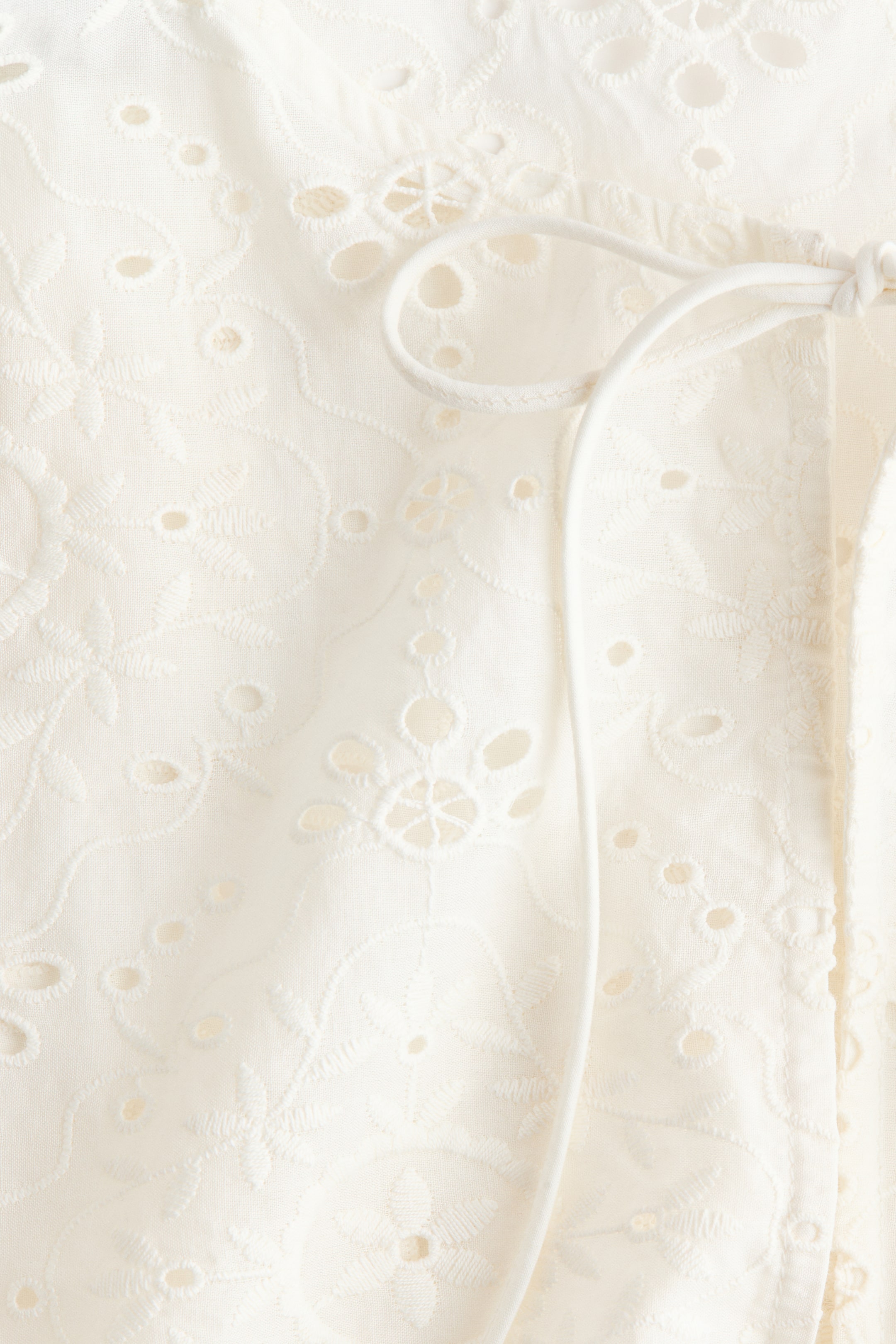 Broderie anglaise beach top