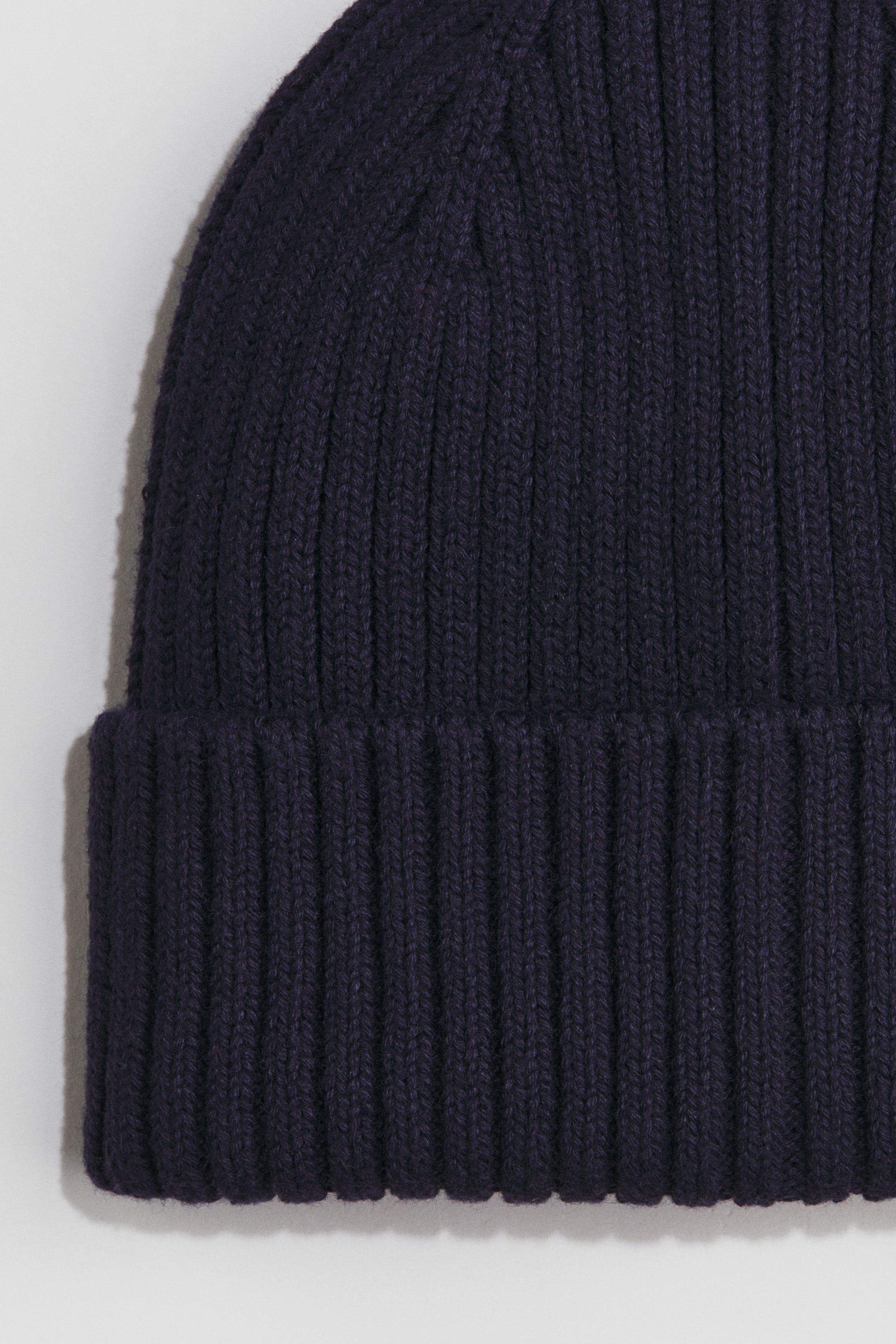 Bonnet en tricot côtelé