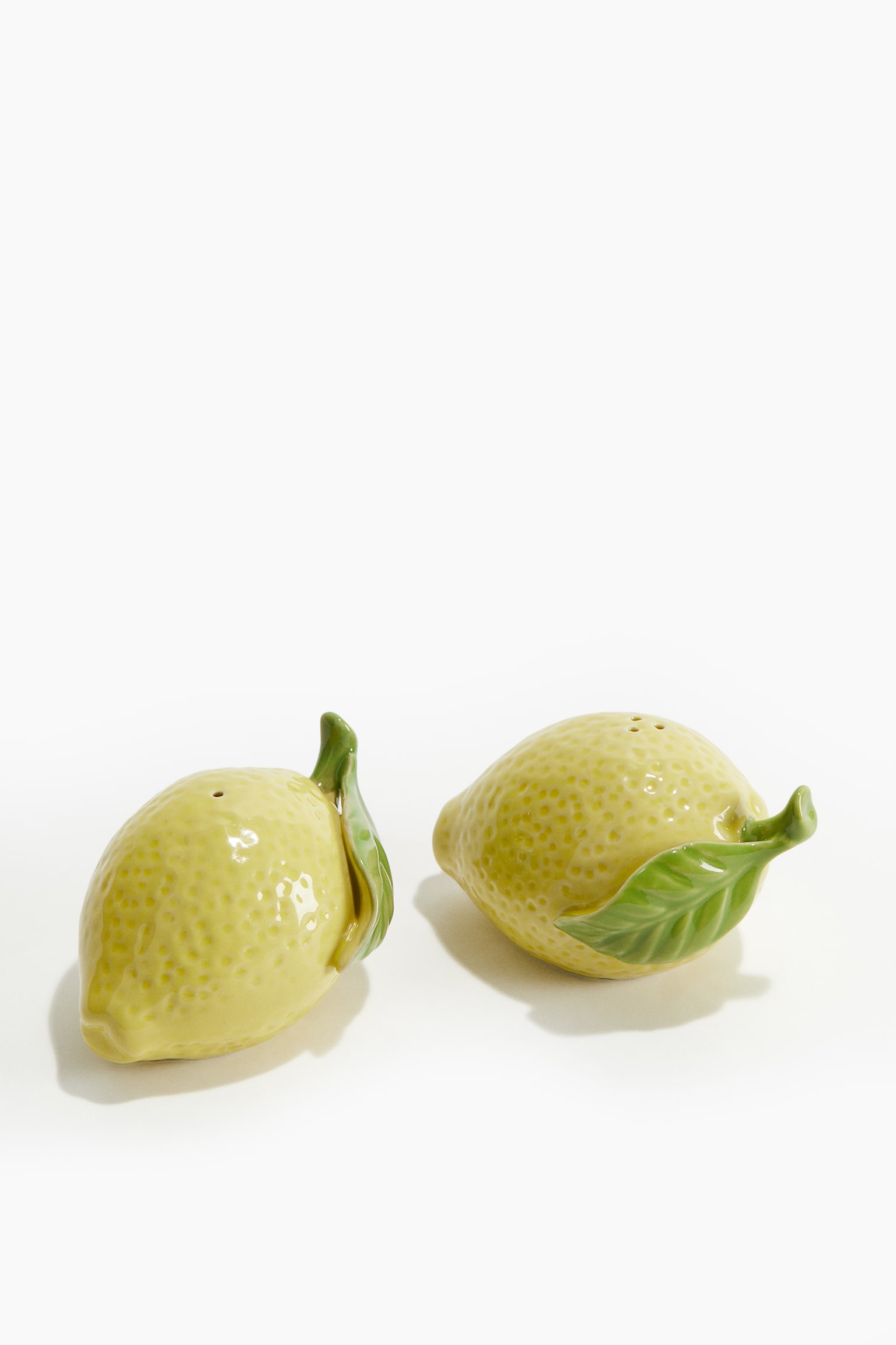 Stoneware salt and pepper shakers - Yellow/Lemon - 1