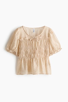 Smockad blus