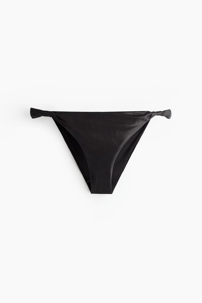 Donji deo bikinija sa uvijenim detaljima