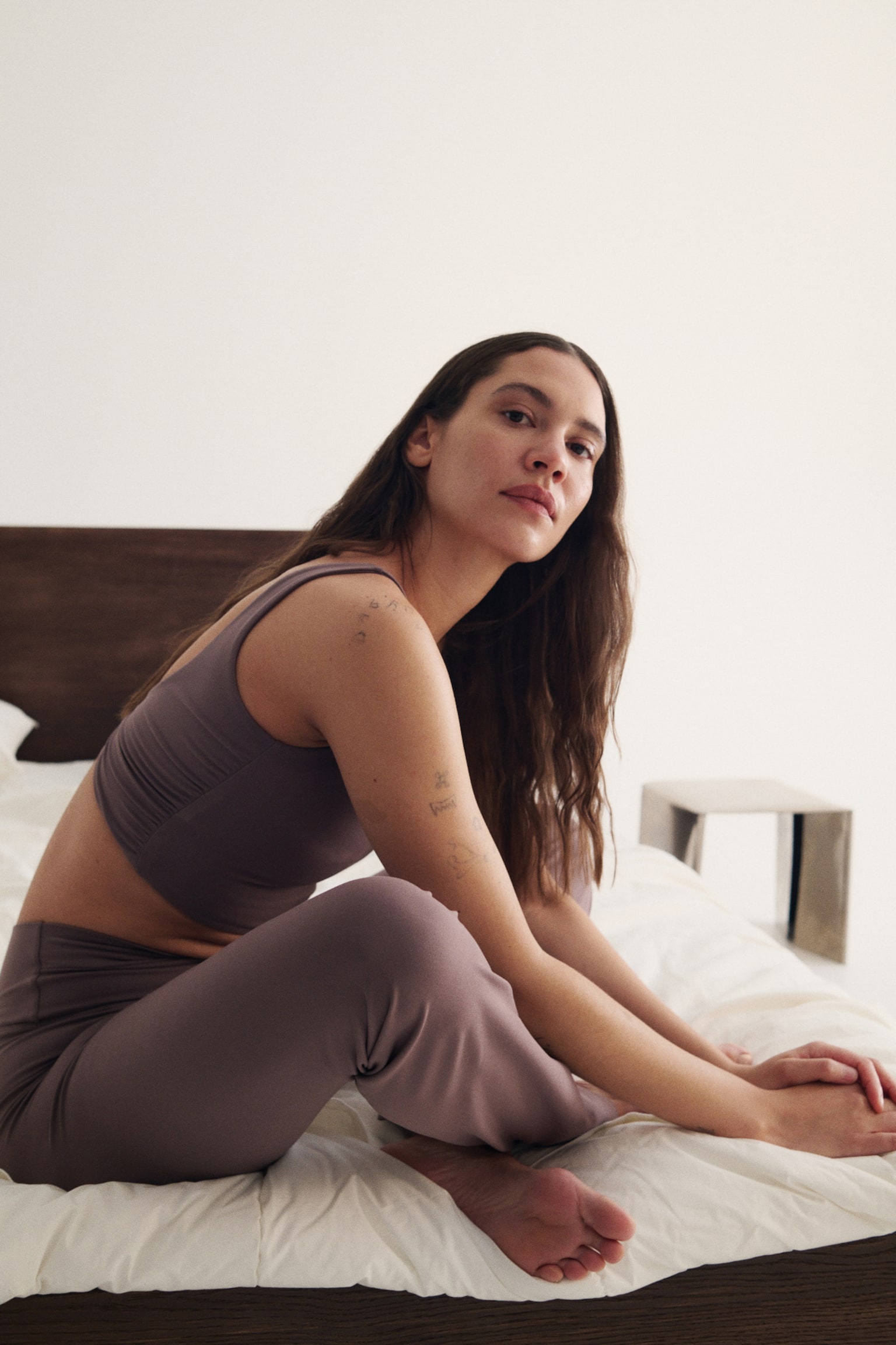 Twist-detail vest top with SoftMove™ - Light truffle/Amazonite blue/Ivory/Black - 3