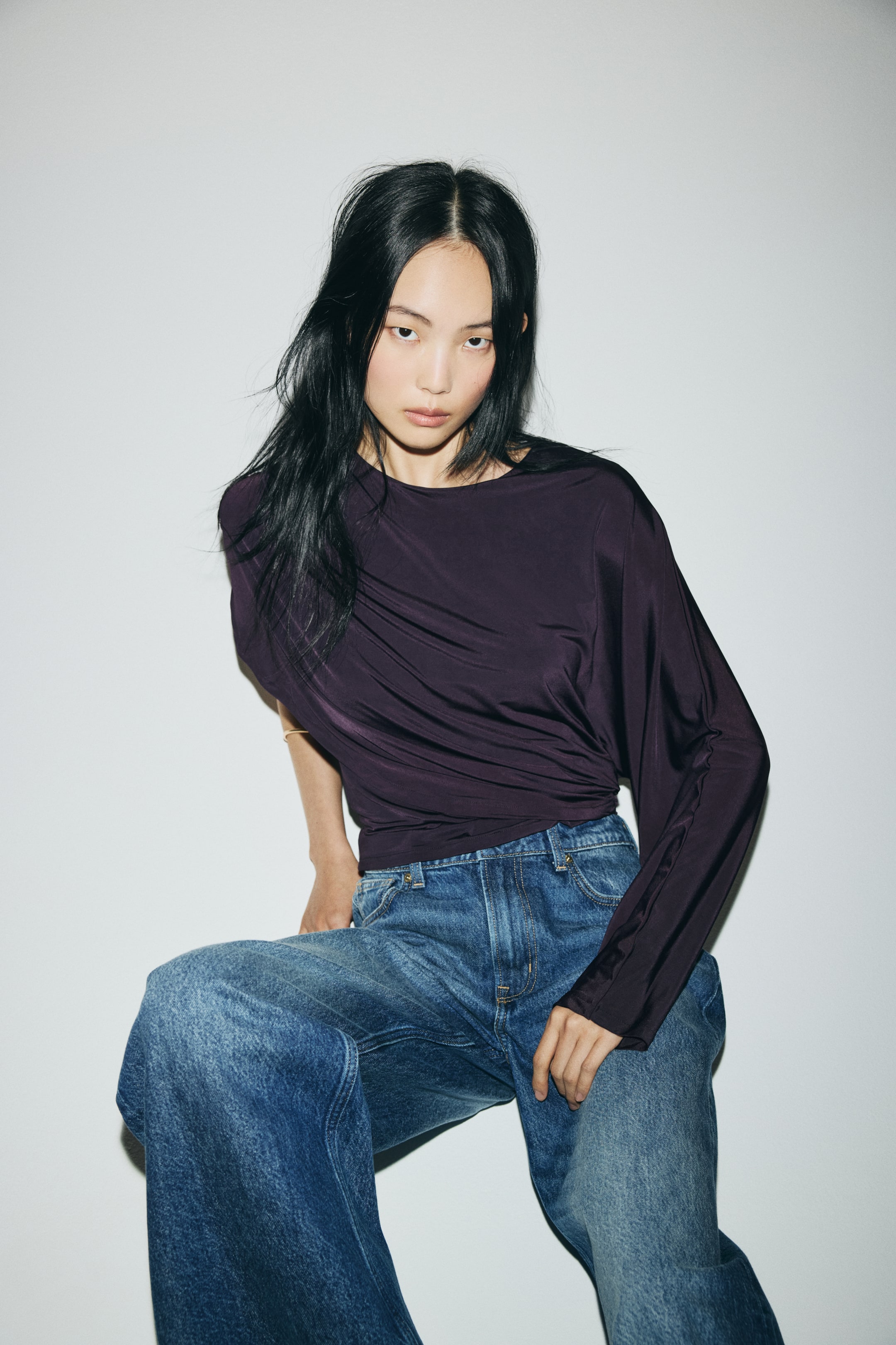 Agrandir l'image: Top asymétrique en jersey - Violet foncé - FEMME | H&M CH 2