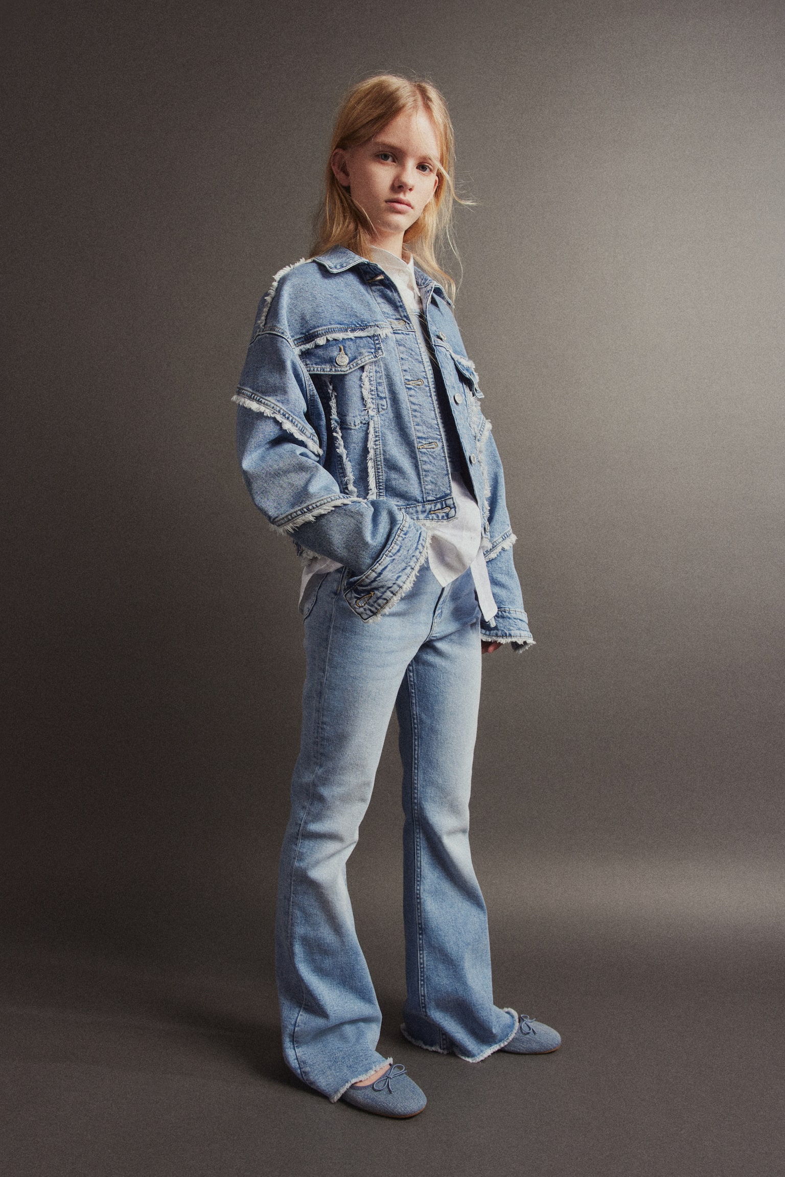 Oversized Frayed Edge Denim Jacket - Denim blue/White - 3