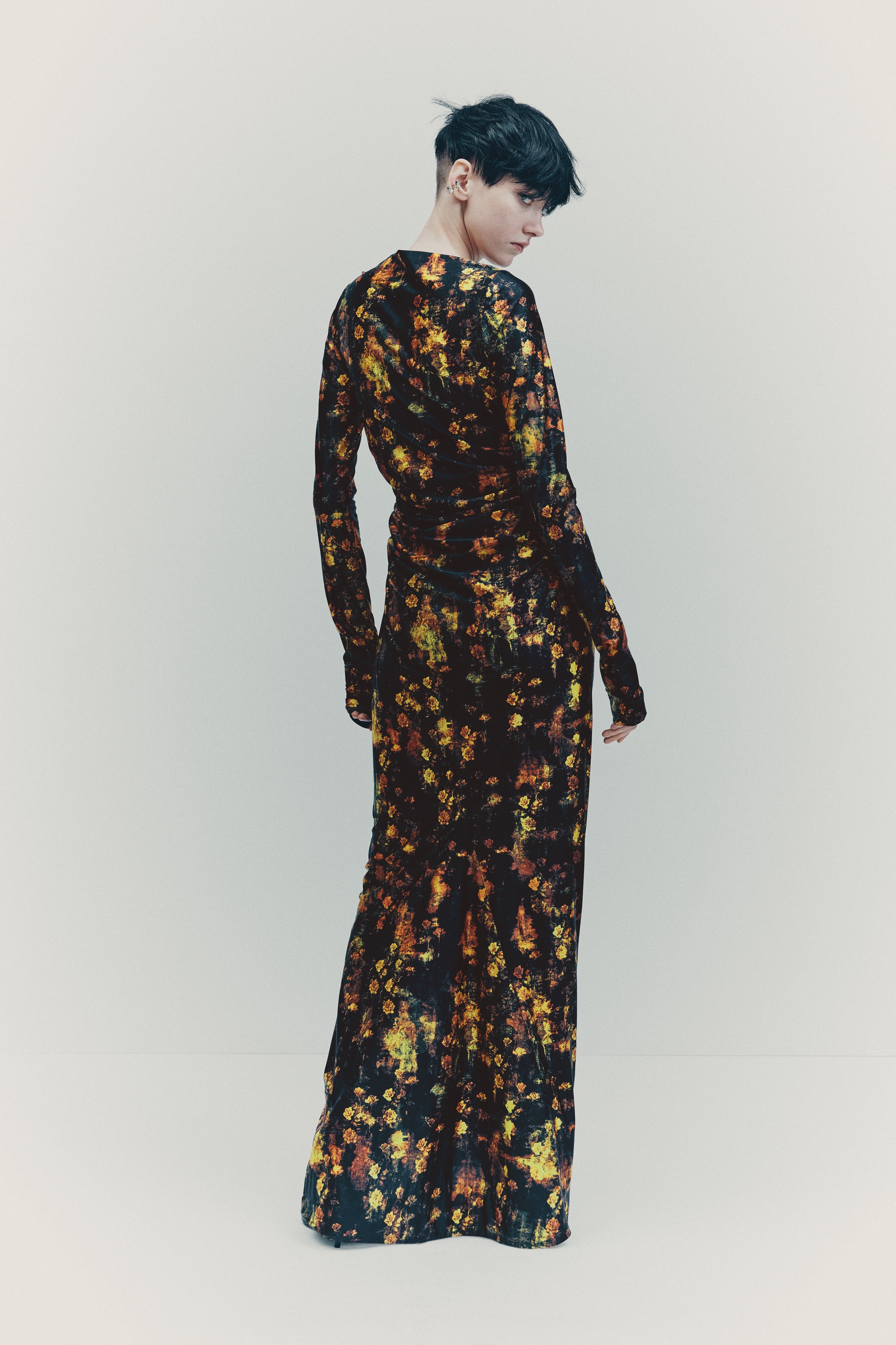 Floral Bodycon Dresses | Long Sleeve & Ribbed | H&M