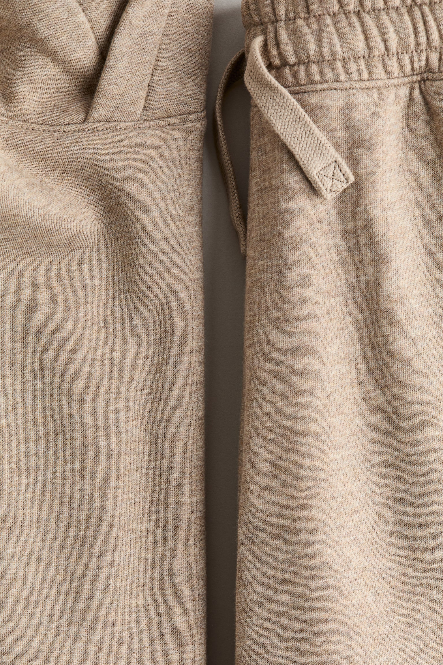 Детский комплект H&M 2-piece Hoodie and Joggers Set, цвет: Бежевый меланжевый — фото 2