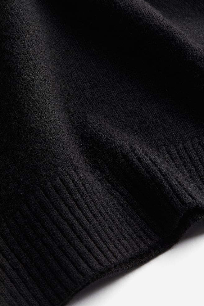 Oversized trøje med turtleneck - Sort/Lys gråbeige - 4