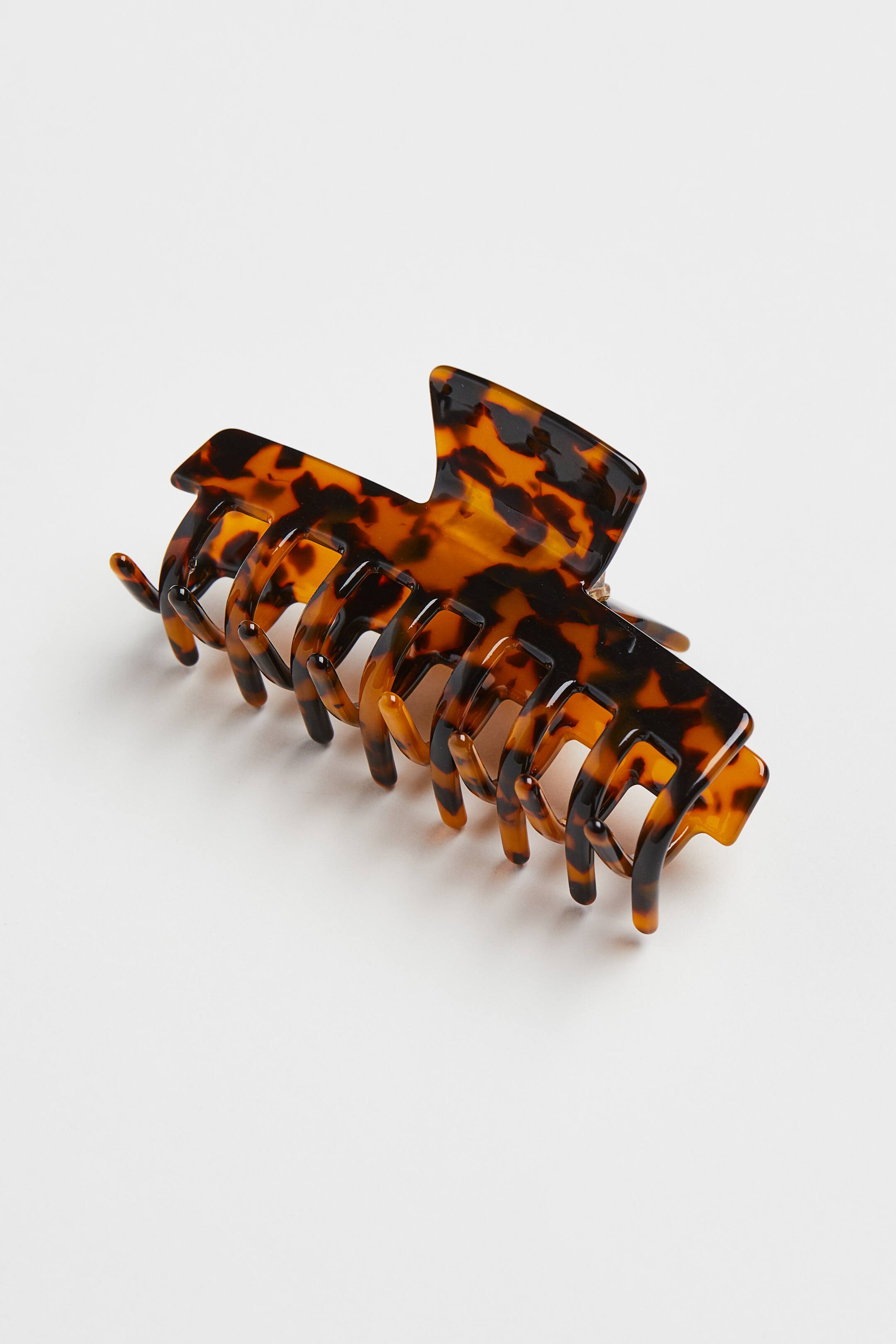 View larger image: Large plastic hair claw - Brown/Tortoiseshell-patterned - Ladies | H&M 1