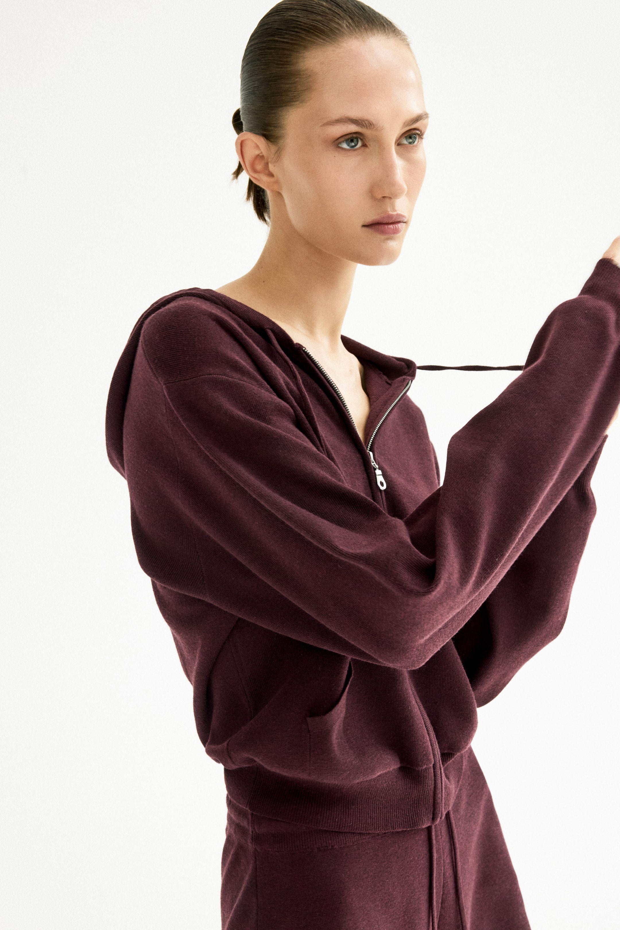 Женские куртки H&M Fine-Knit Hooded Jacket — фото 3