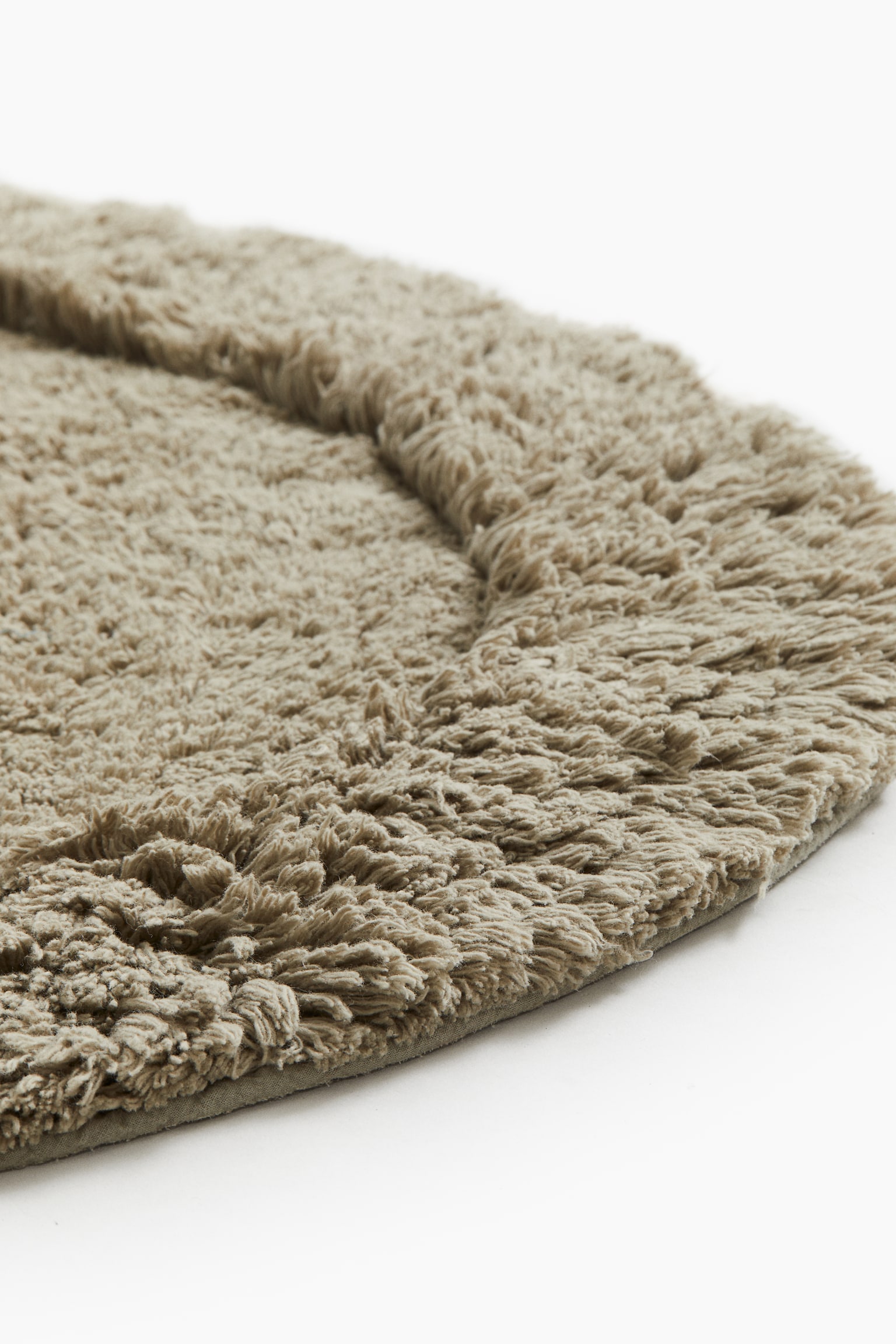 Oval tufted bath mat - Light khaki green - 2