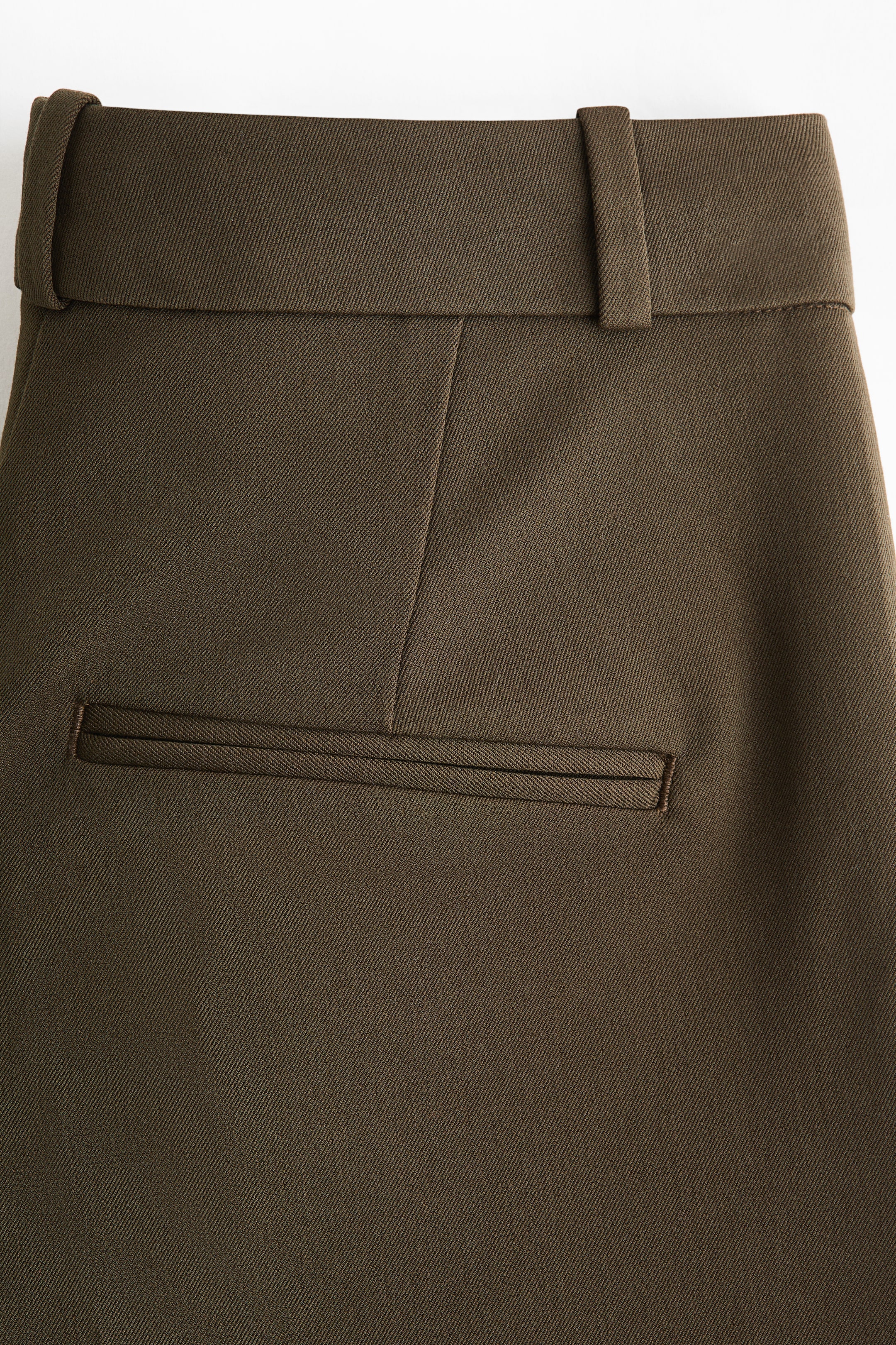 Pantalon chic en sergé