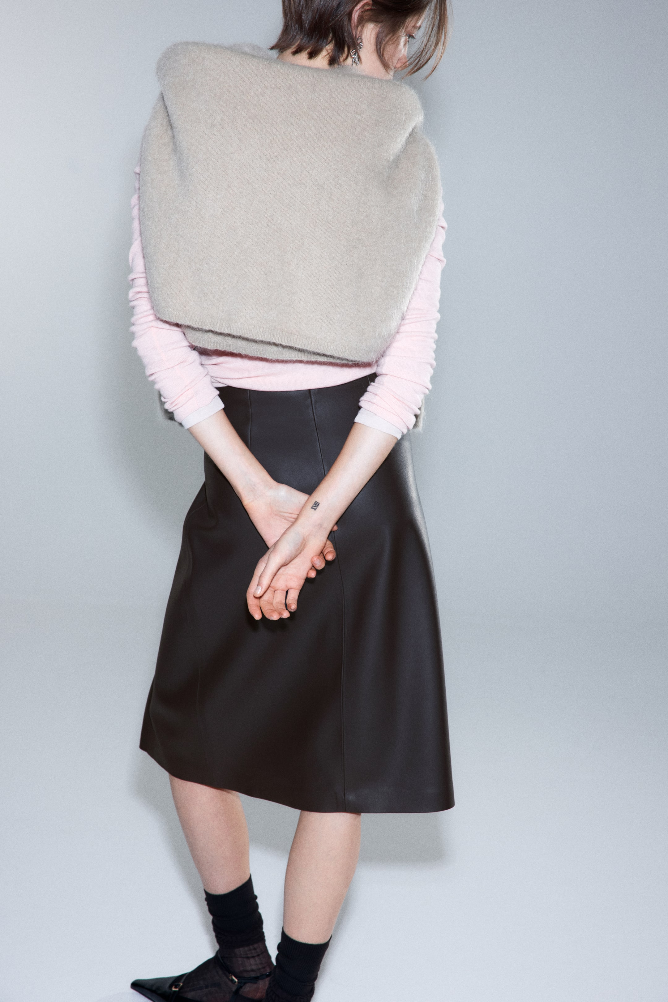 View larger image: Bow-Front Skirt - Dark brown - Ladies | H&M US 4