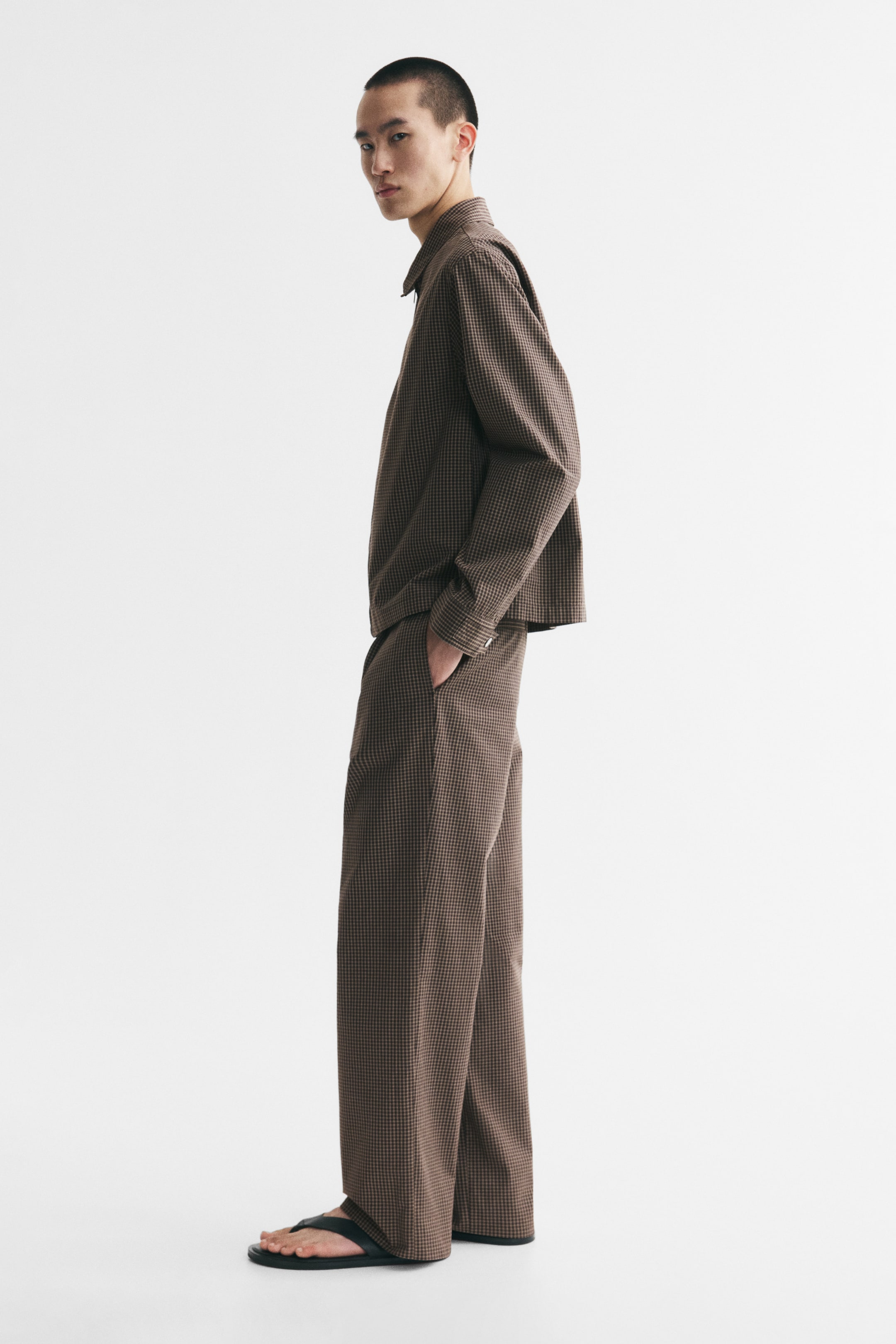 Relaxed-Fit Wide-Leg Pants