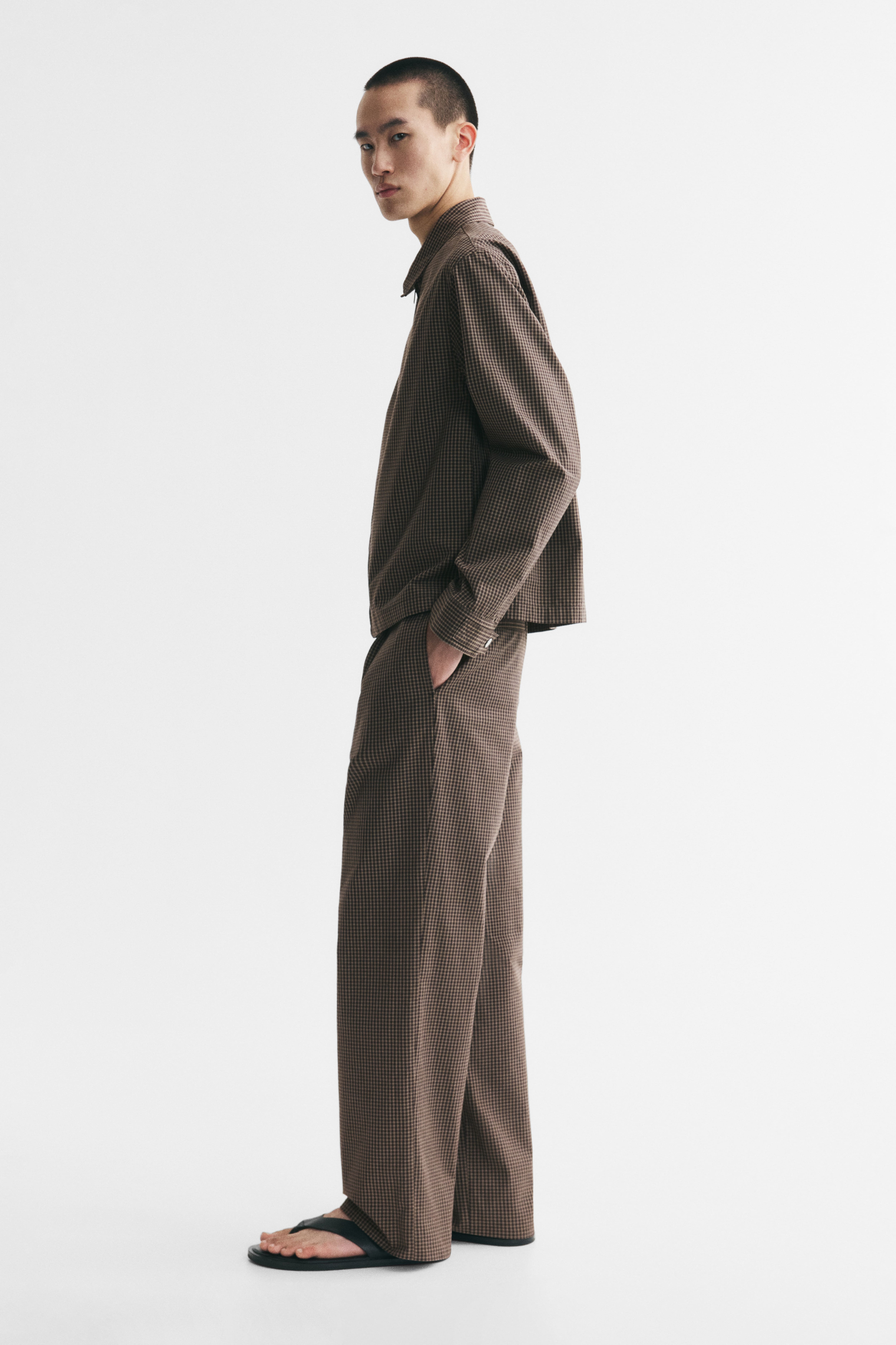 Relaxed-Fit Wide-Leg Pants