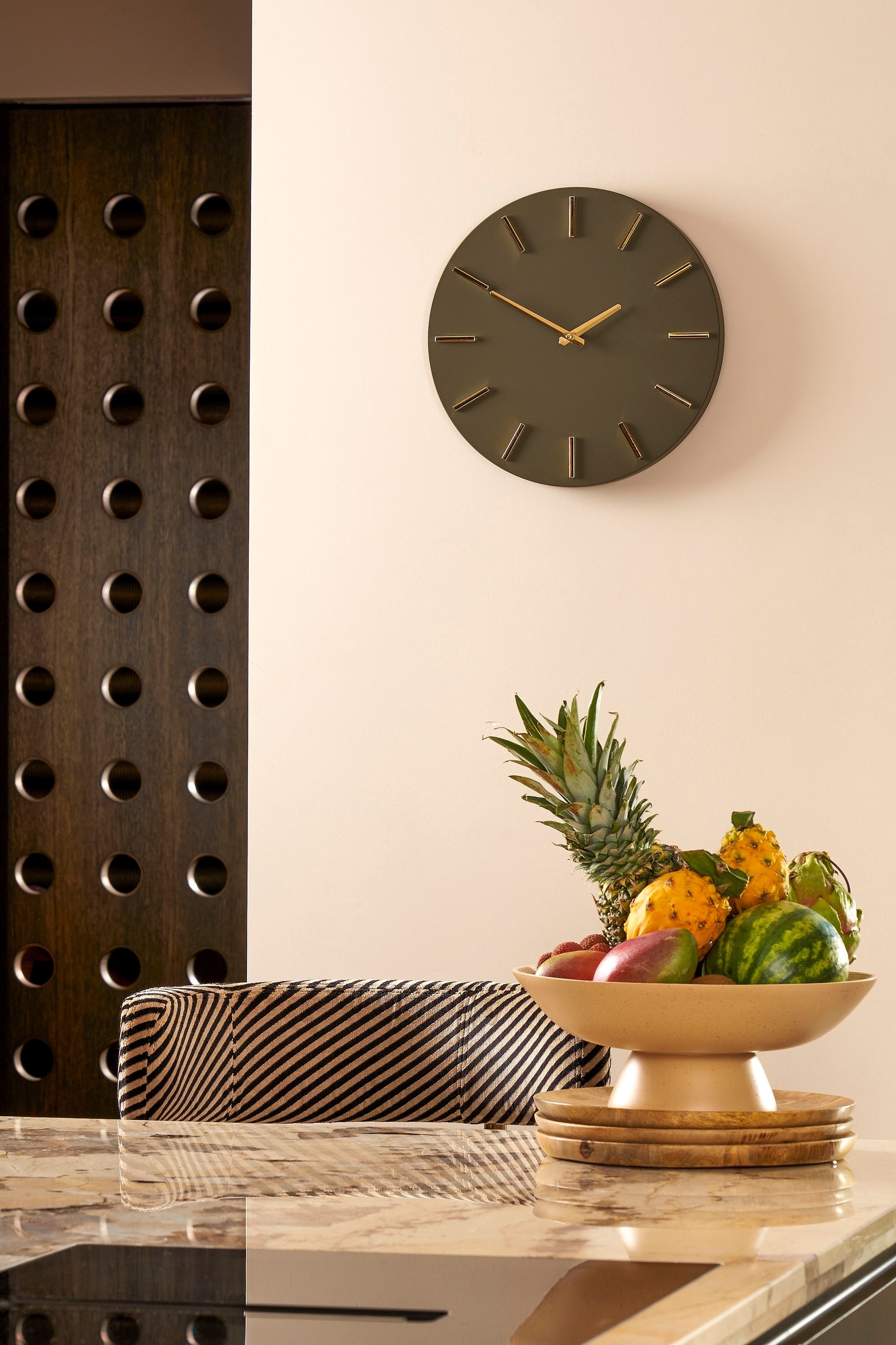 Aluminium Wanduhr - Dunkelgrün/Gold/Rosa/Weiß/Schwarz