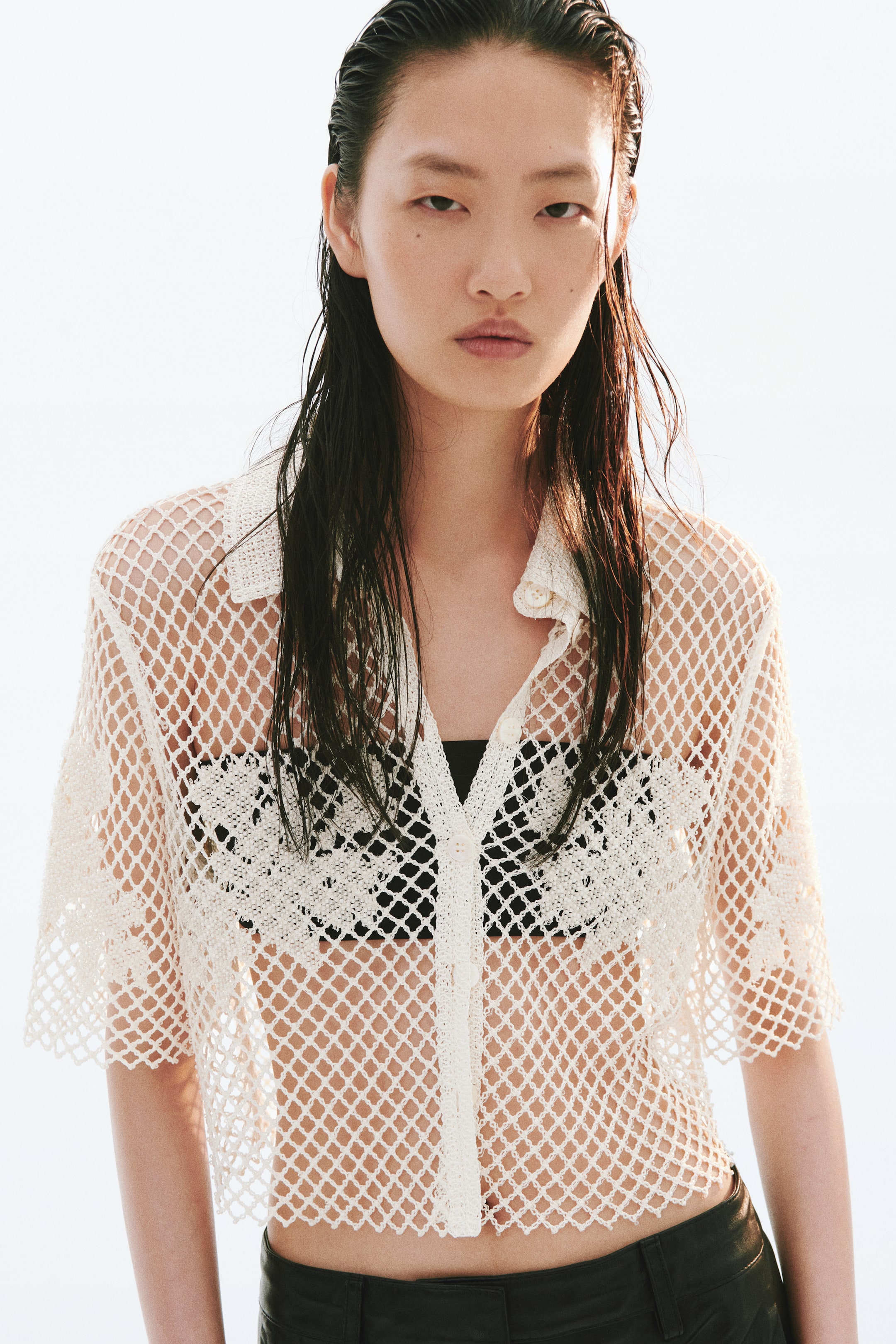 Женские рубашки H&M Bead-Detail Crochet-Look Shirt — фото 6