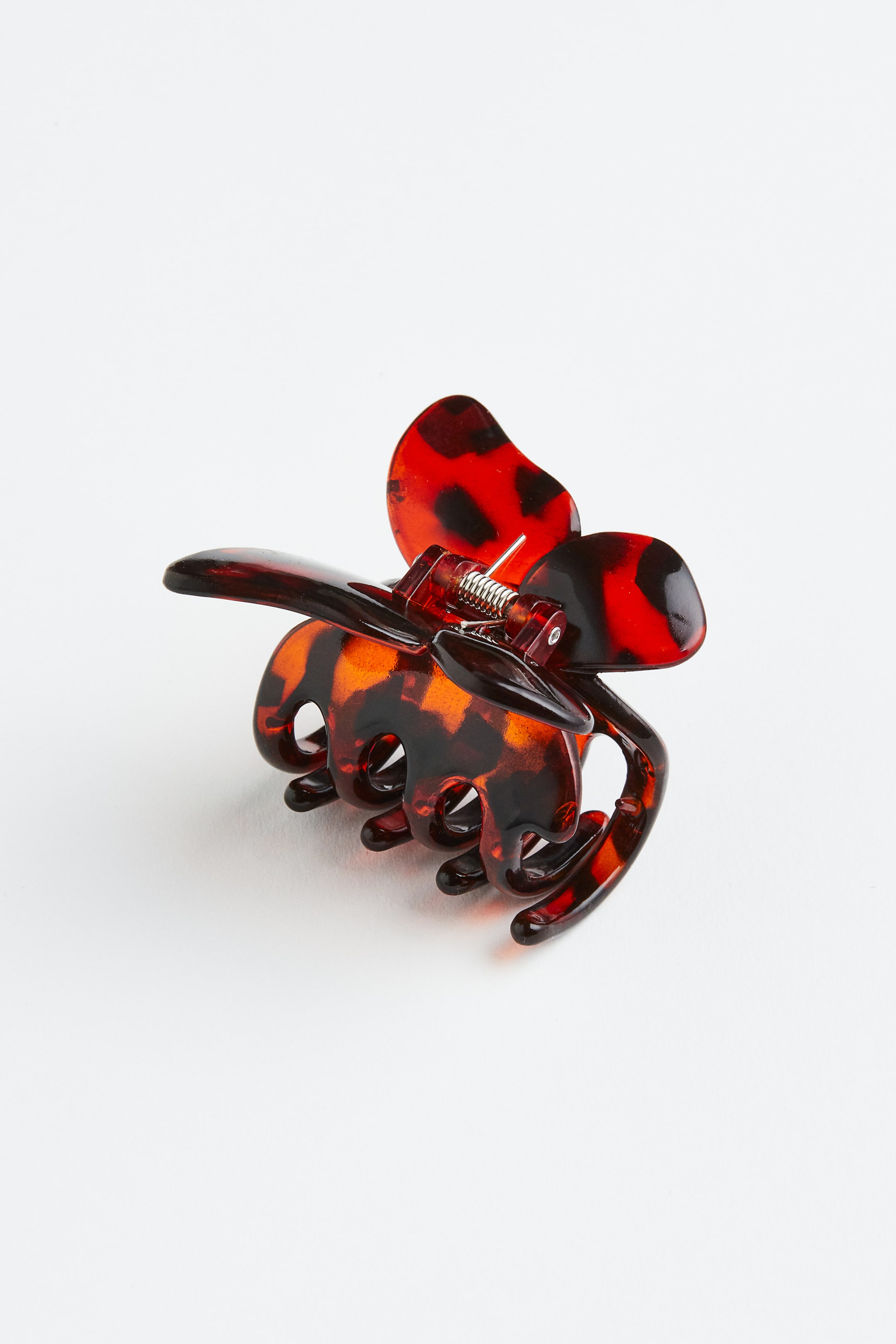 View larger image: Butterfly Shaped Hair Claw - Brown/Tortoiseshell pattern - Ladies | H&M AU 1