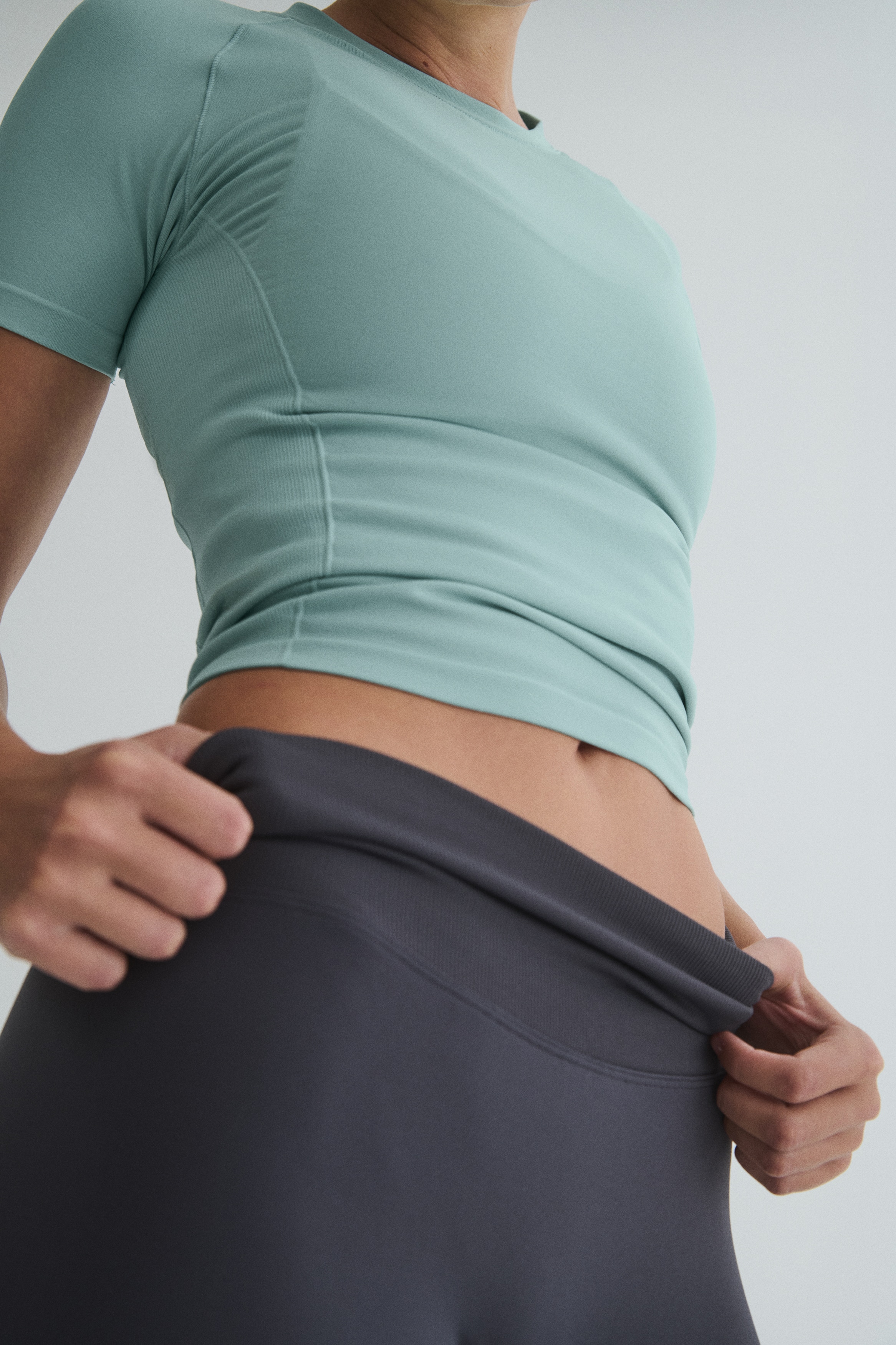 Αθλητικό T-shirt Seamless Slim Fit με DryMove™ - Ανοιχτό τιρκουάζ/Γκρι/Brown