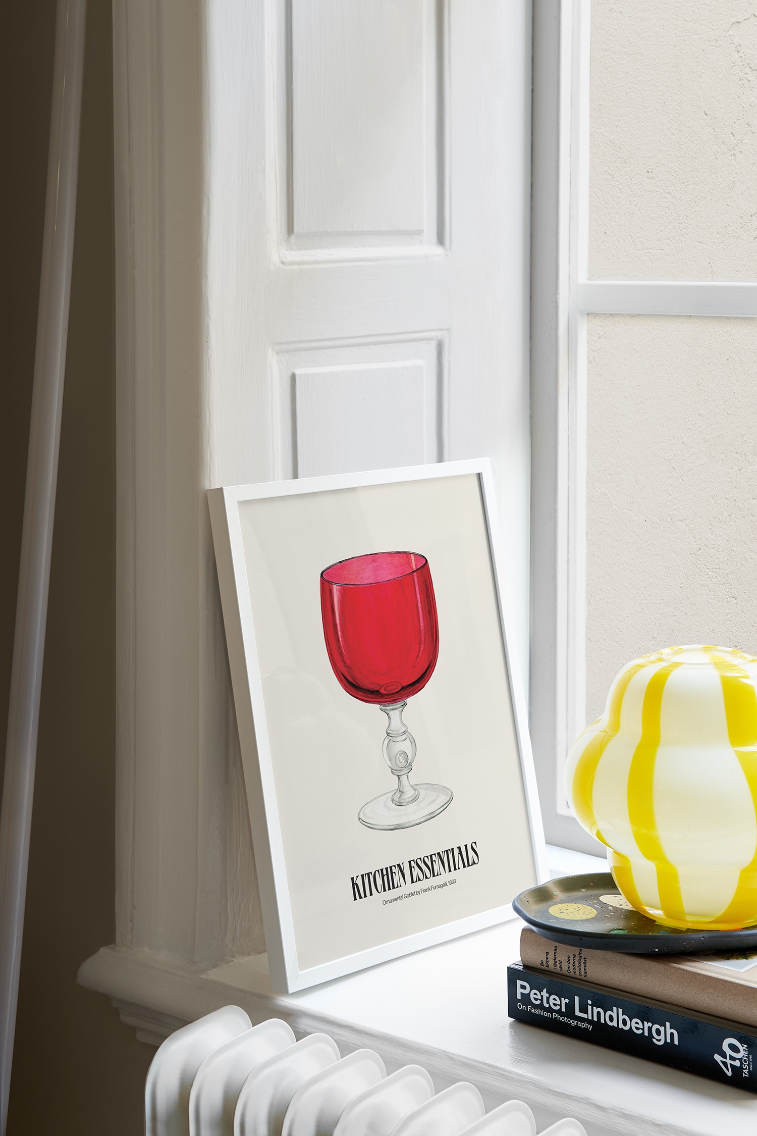 Ornamental Goblet Poster-Röd/beige