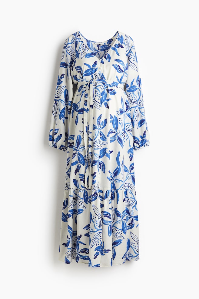 MAMA Robe Before & After avec ceinture à nouer - Blanc/bleu/fleuri/Blanc/motif - 1