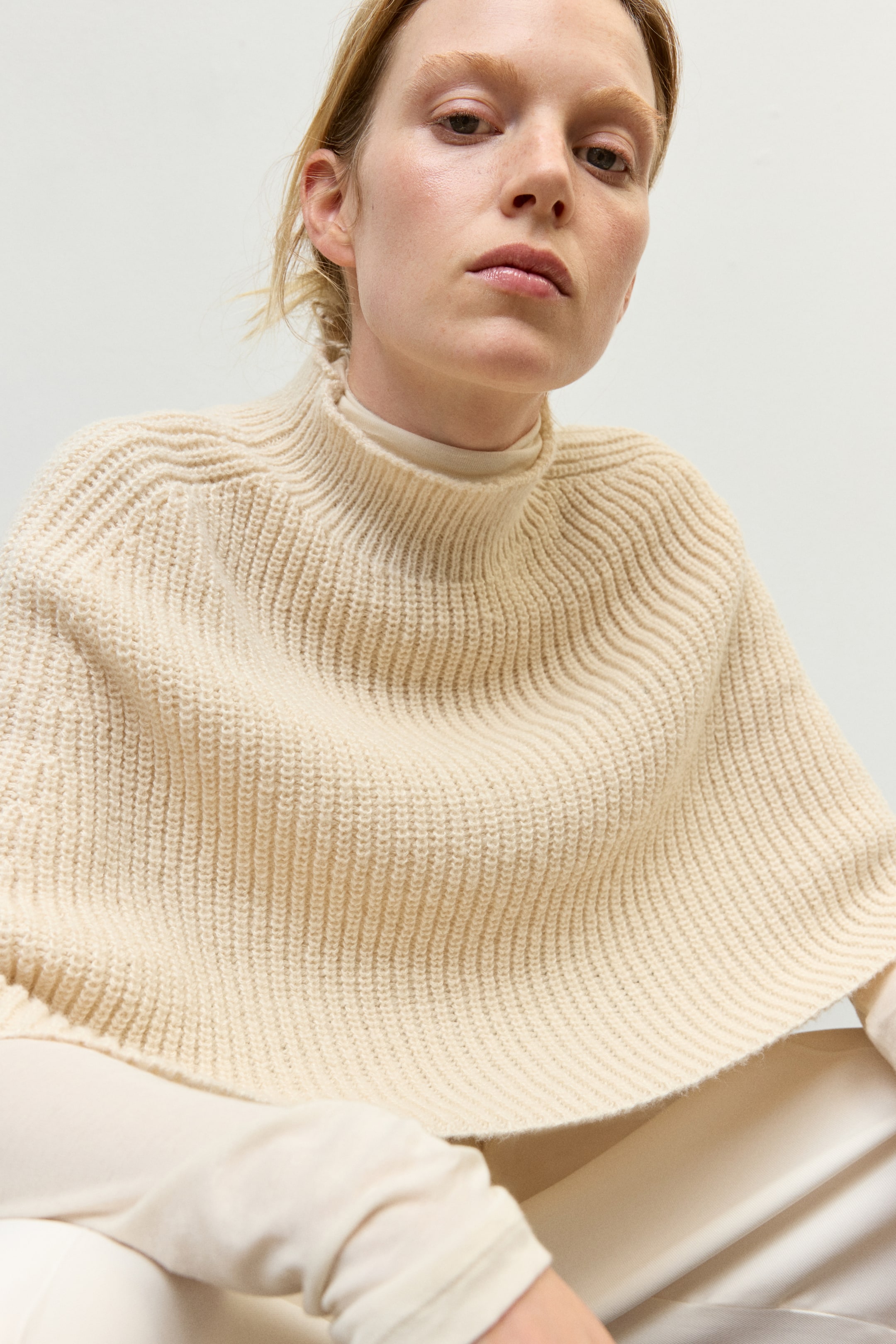 View larger image: Rib-knit cape - Light beige - Ladies | H&M 1