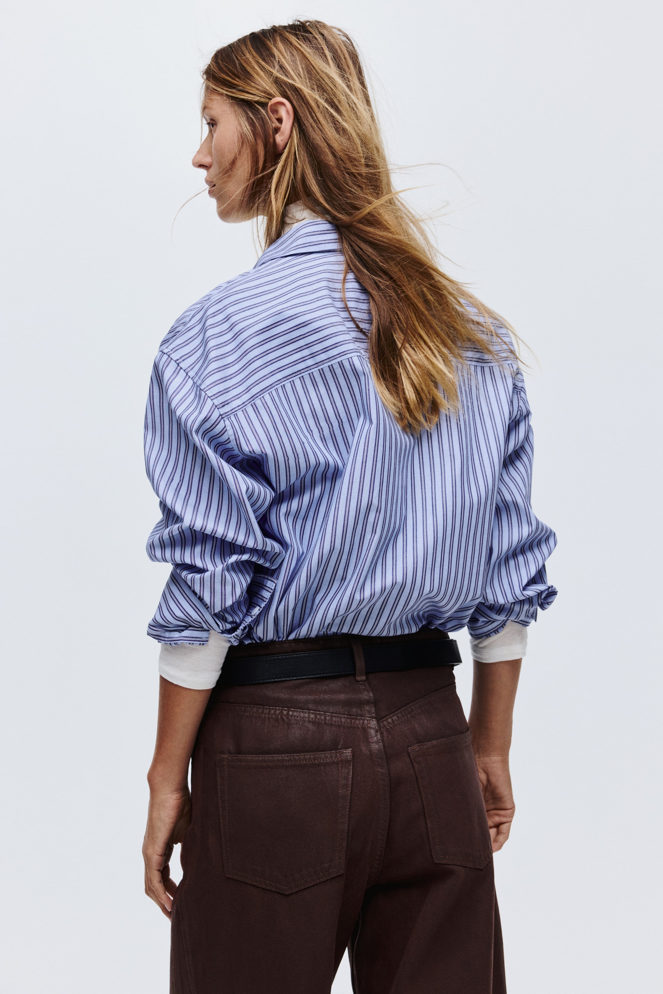 View larger image: Wide High Jeans - Dark brown - Ladies | H&M IE 3