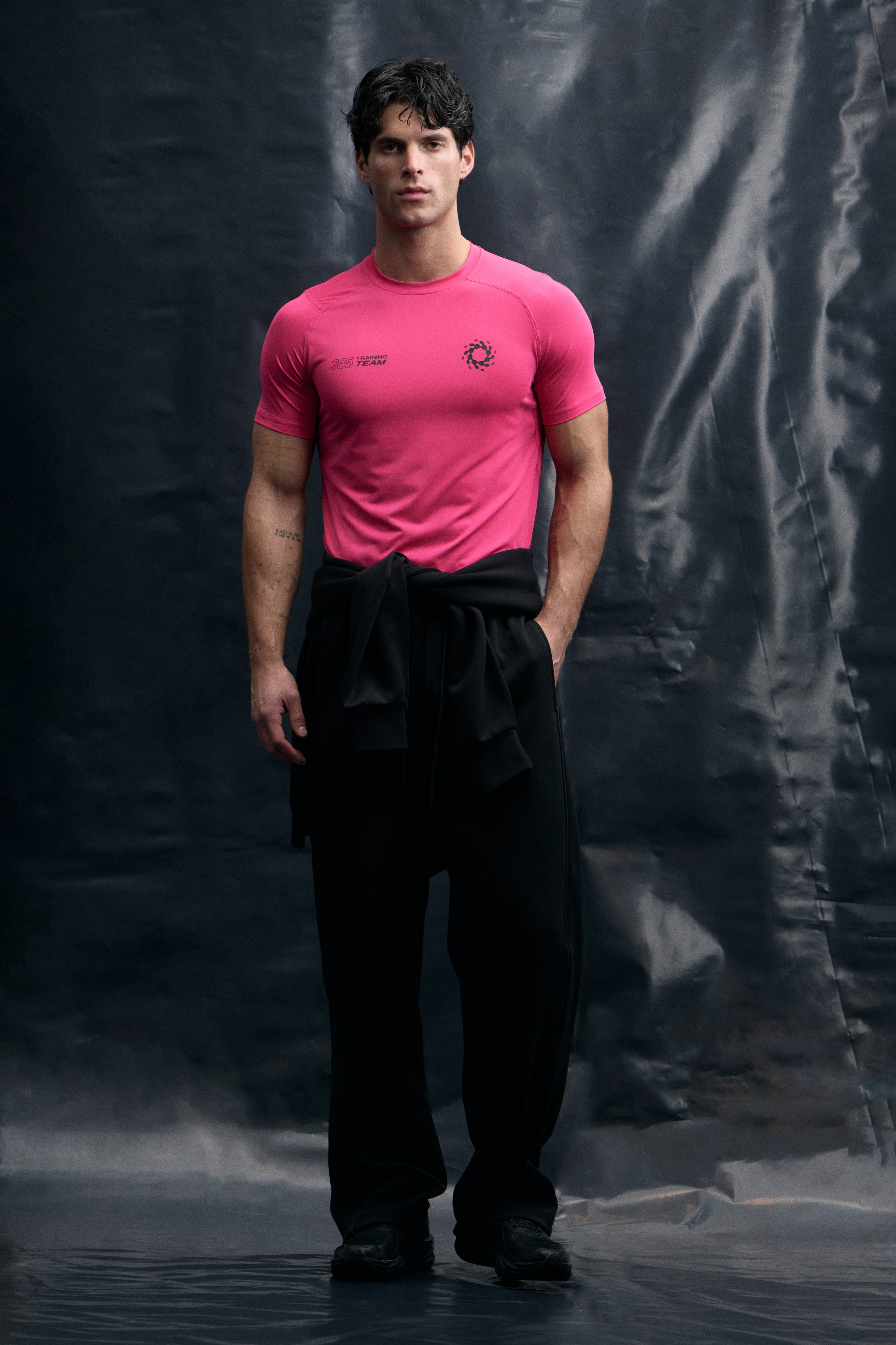 Sport-T-Shirt mit DryMove™ in Compression Fit - Schockrosa/365 Training Team/Beige/Schwarz/Weiss/Dunkelbraun
