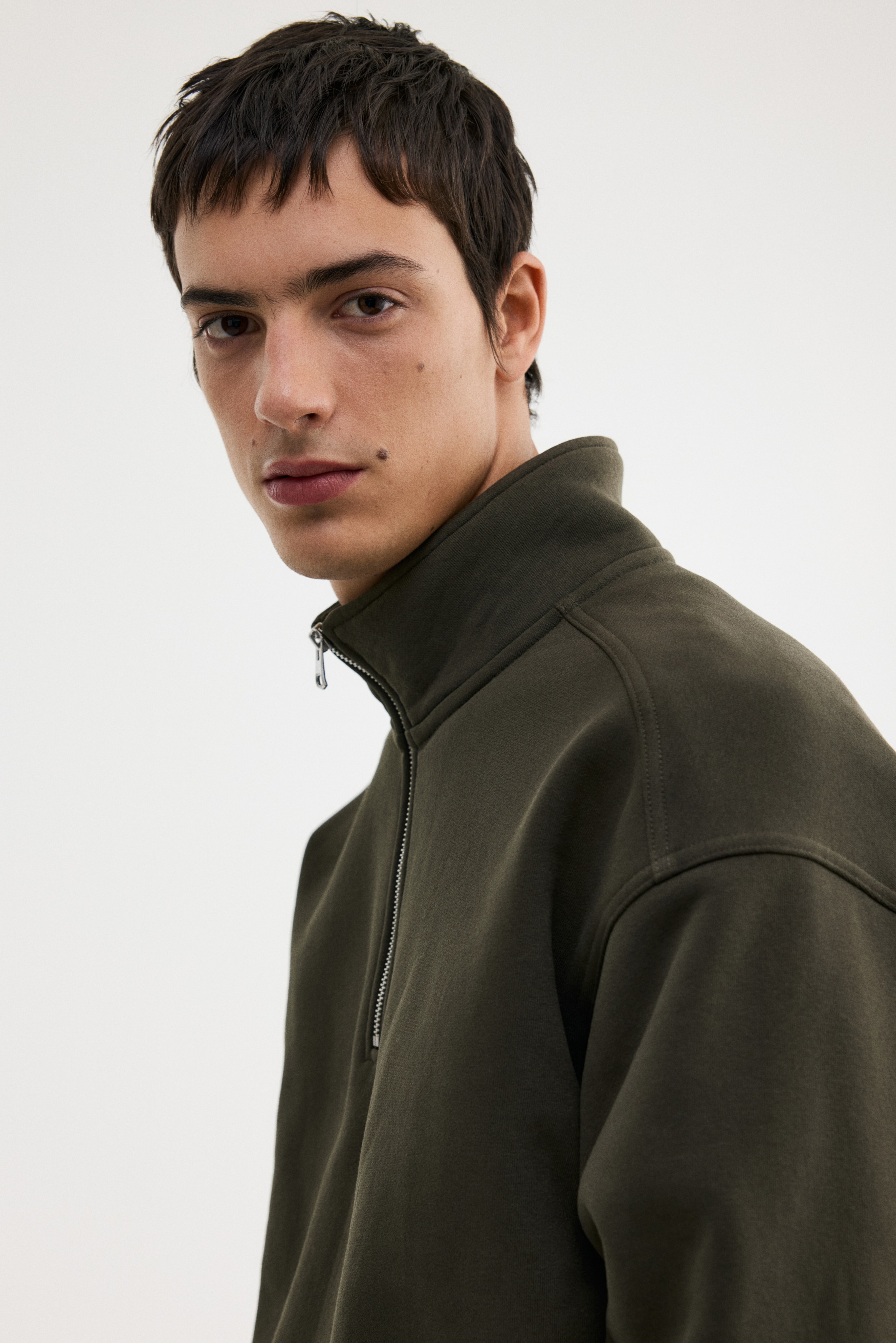 Loose Fit Zip-top sweatshirt