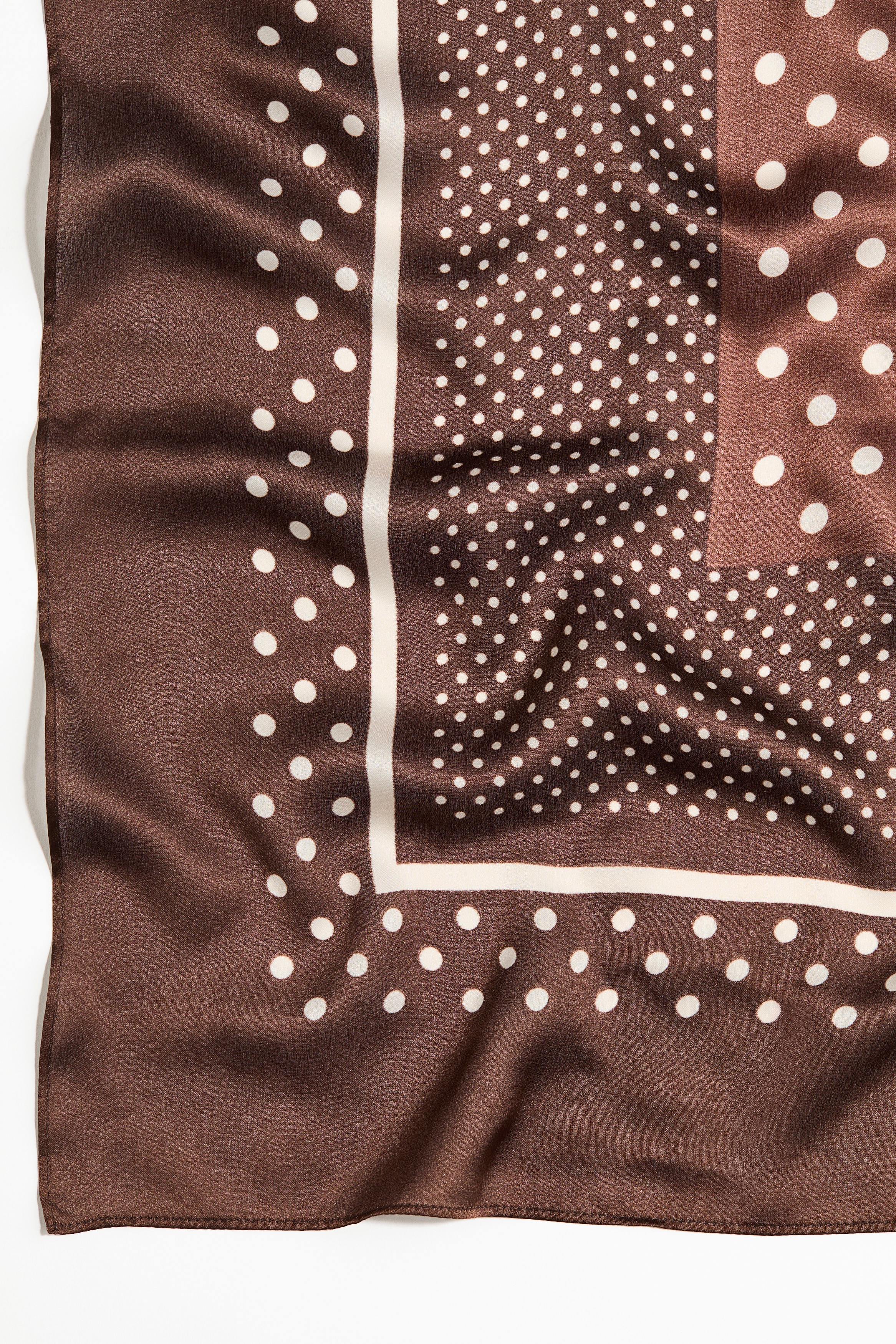 Patterned scarf