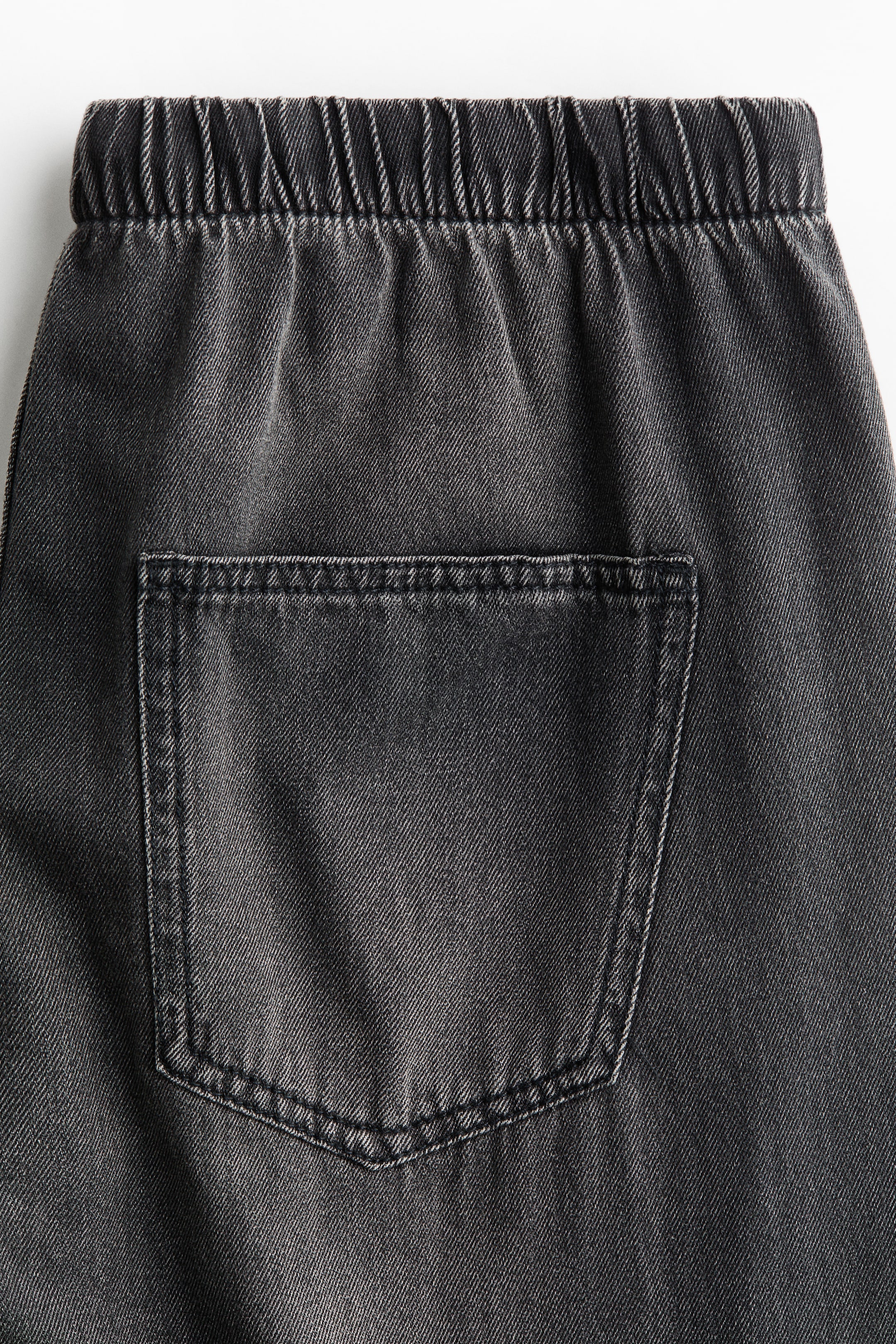 Barrel-Leg Pants