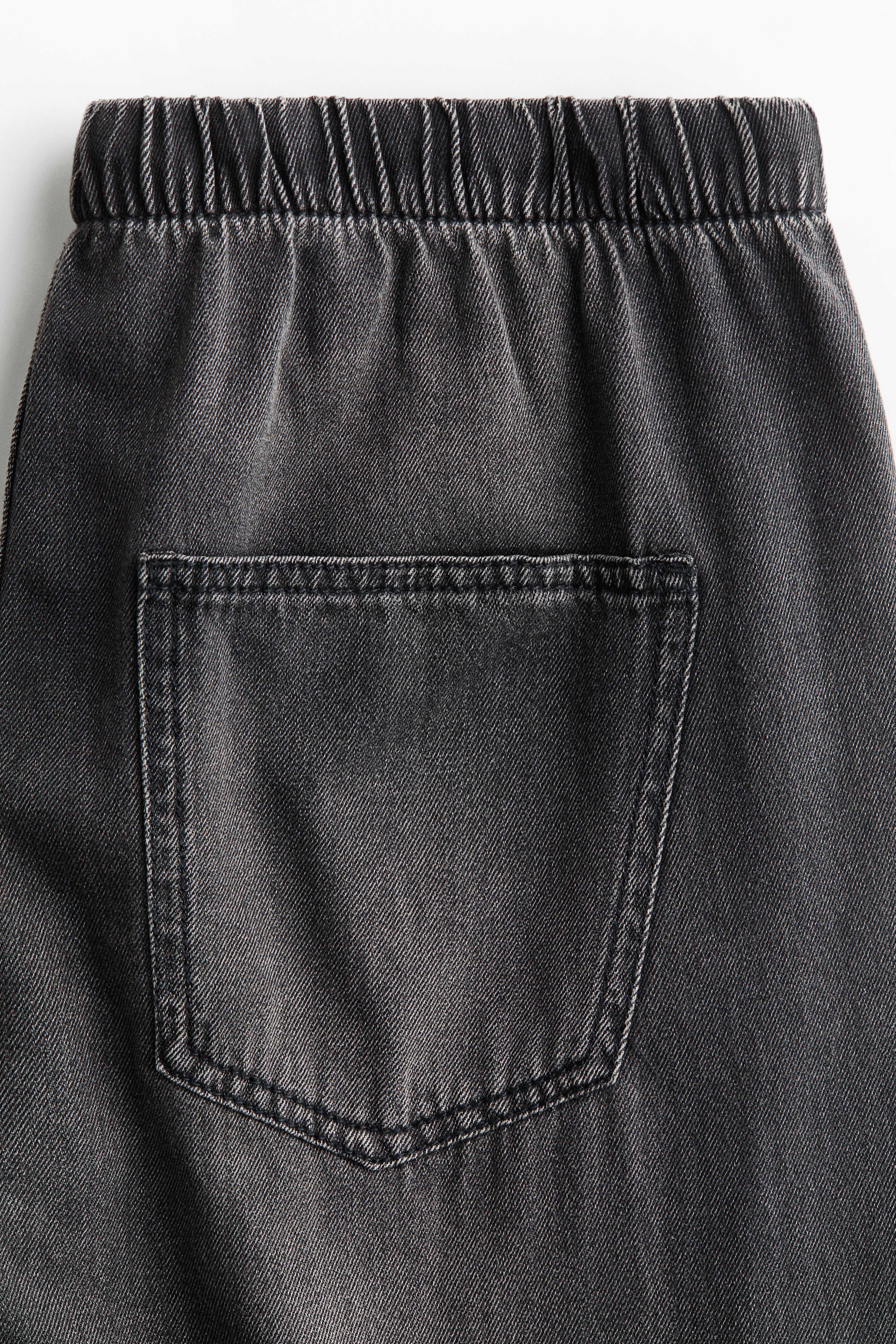 Barrel-Leg Pants