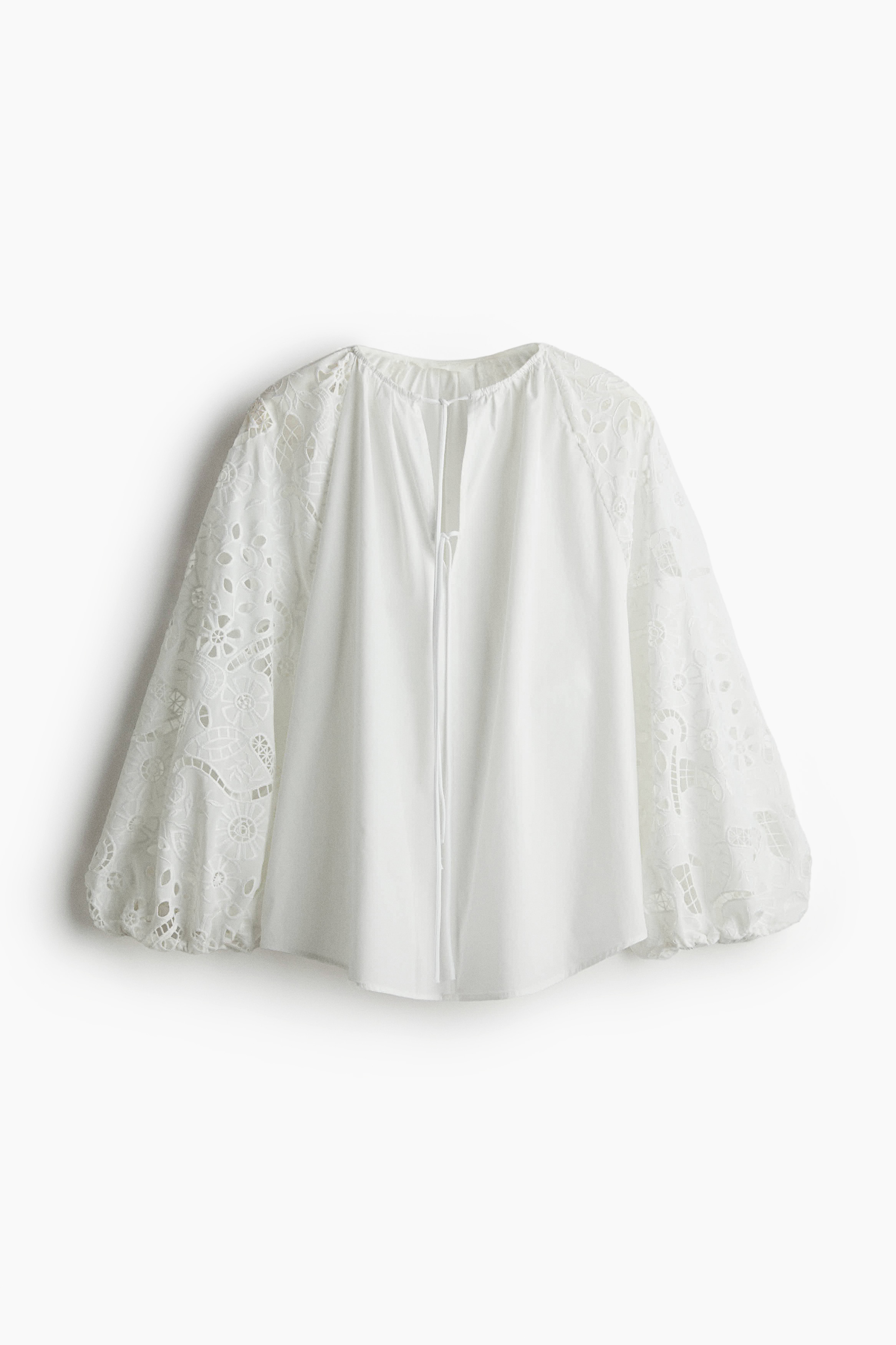 Blusa em popelina com bordado inglês - Branco