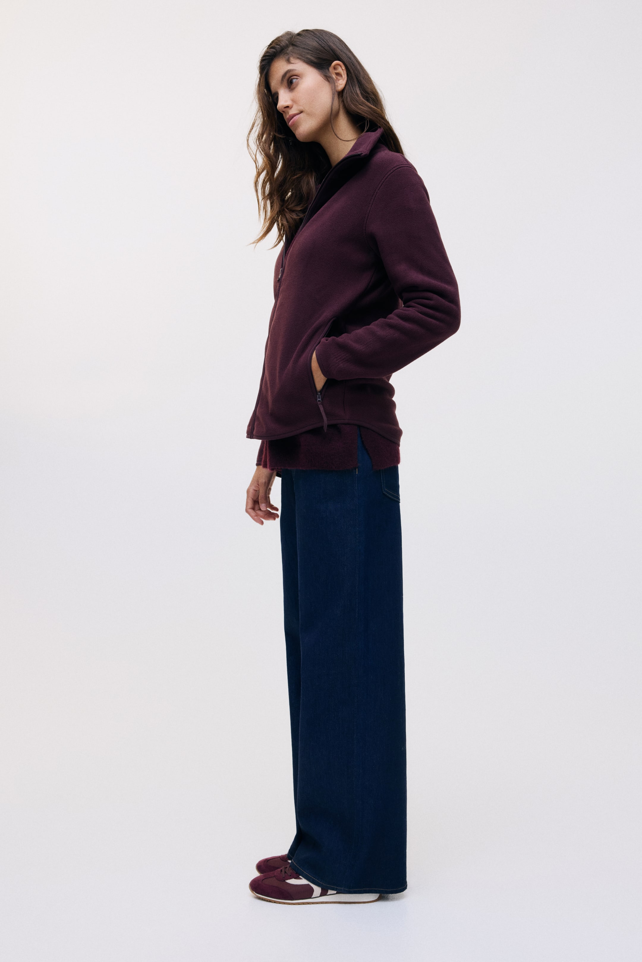 Ampliar la imagen: MAMA Before & After Babywearing fleece jacket - Burgundy - Ladies | H&M MX 3