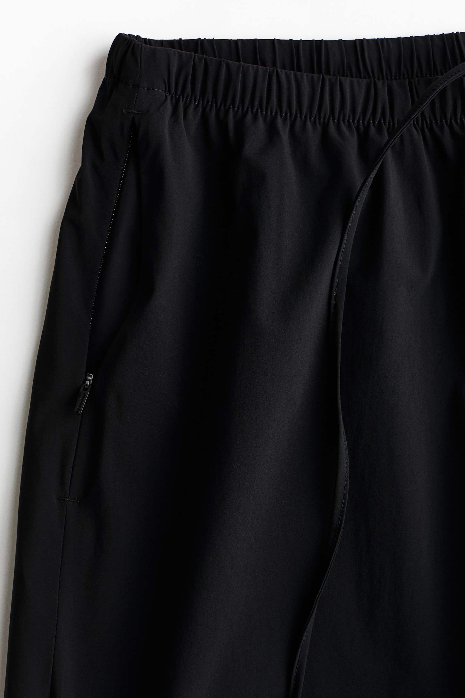 Женские брюки H&M Move Relaxed-Fit Nylon Sports Track Pants, цвет: Чёрный — фото 7