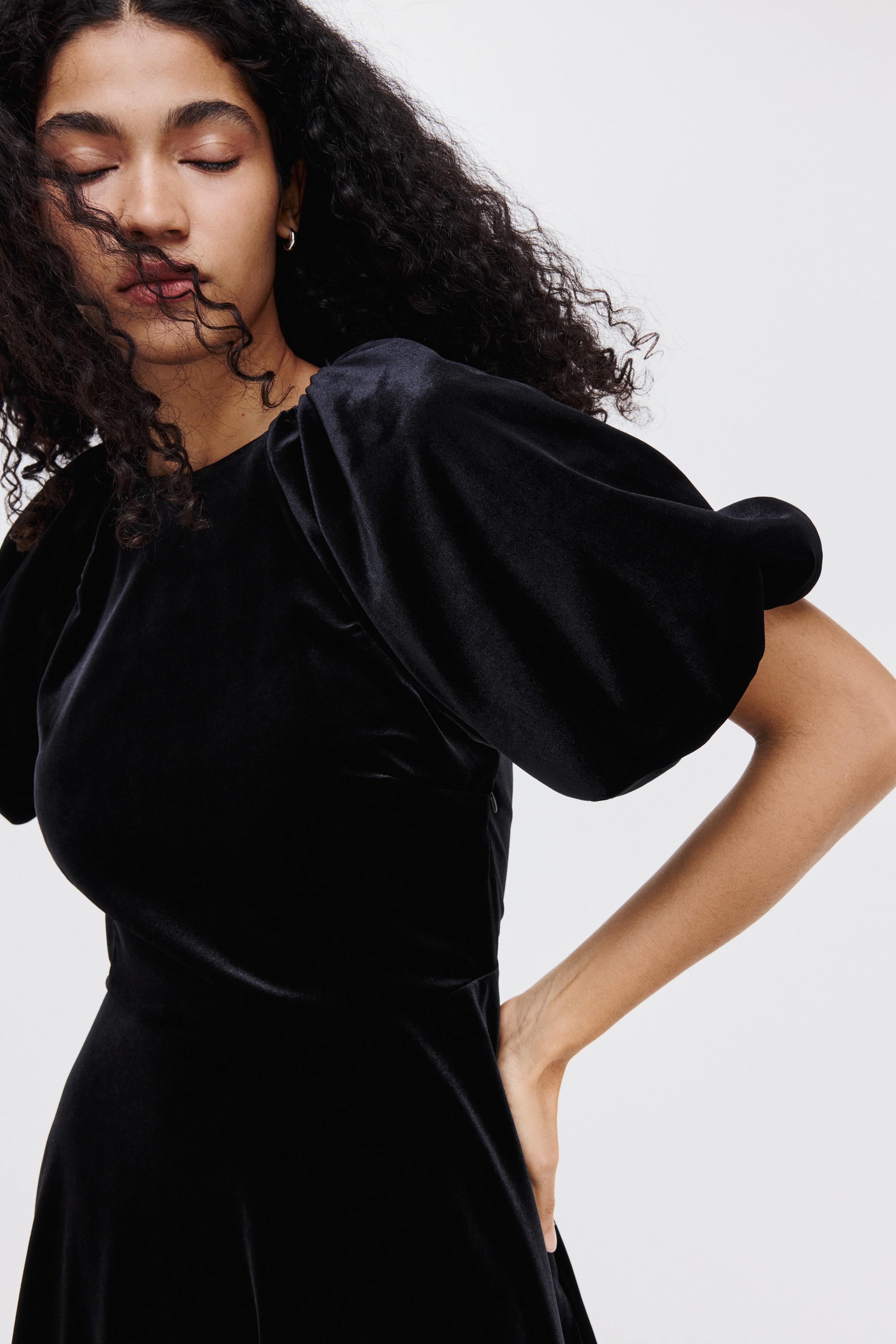 Balloon-Sleeved Dress - Black/Cream/Burgundy