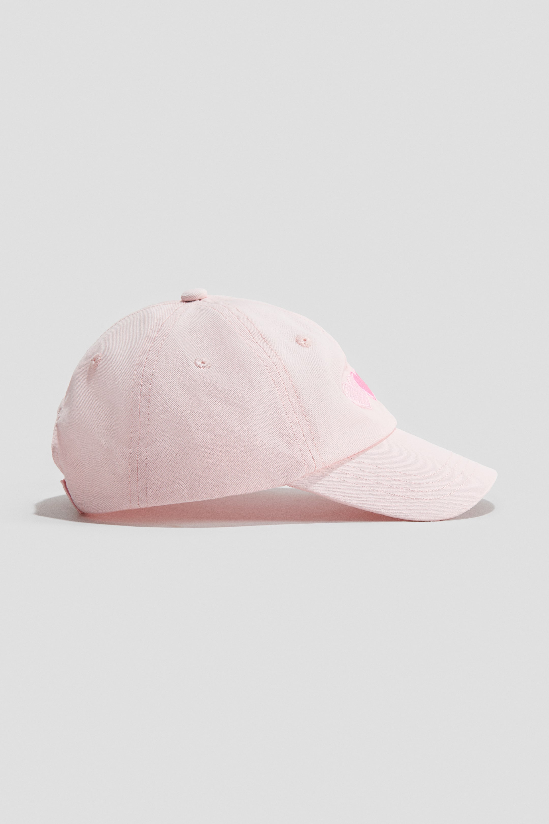 Casquette avec détail brodé