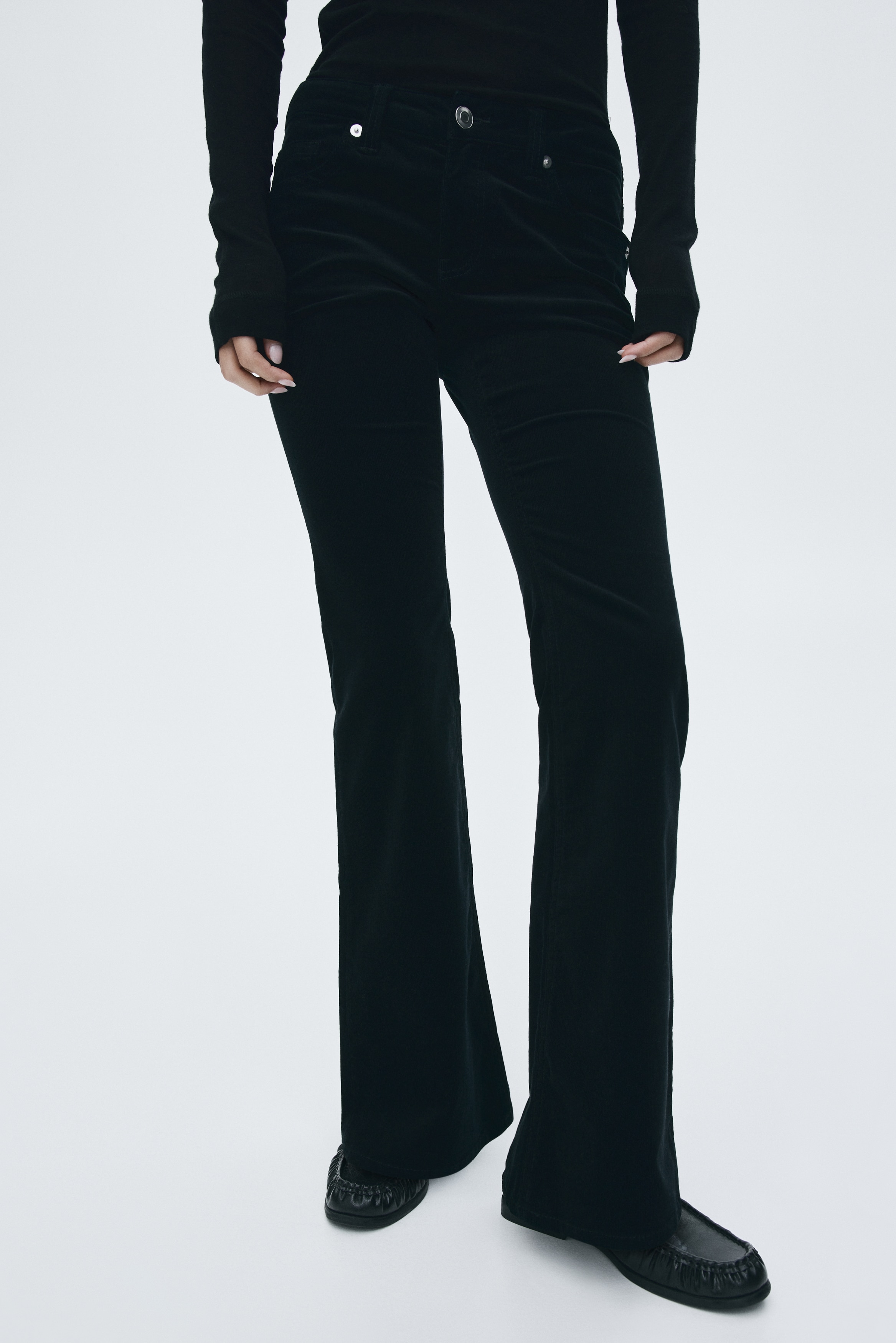 Women's Flared Pants | High-Waisted, Mid & Low-Rise | H&M US Women's Flared Pants | High-Waisted, Mid & Low-Rise | H&M US