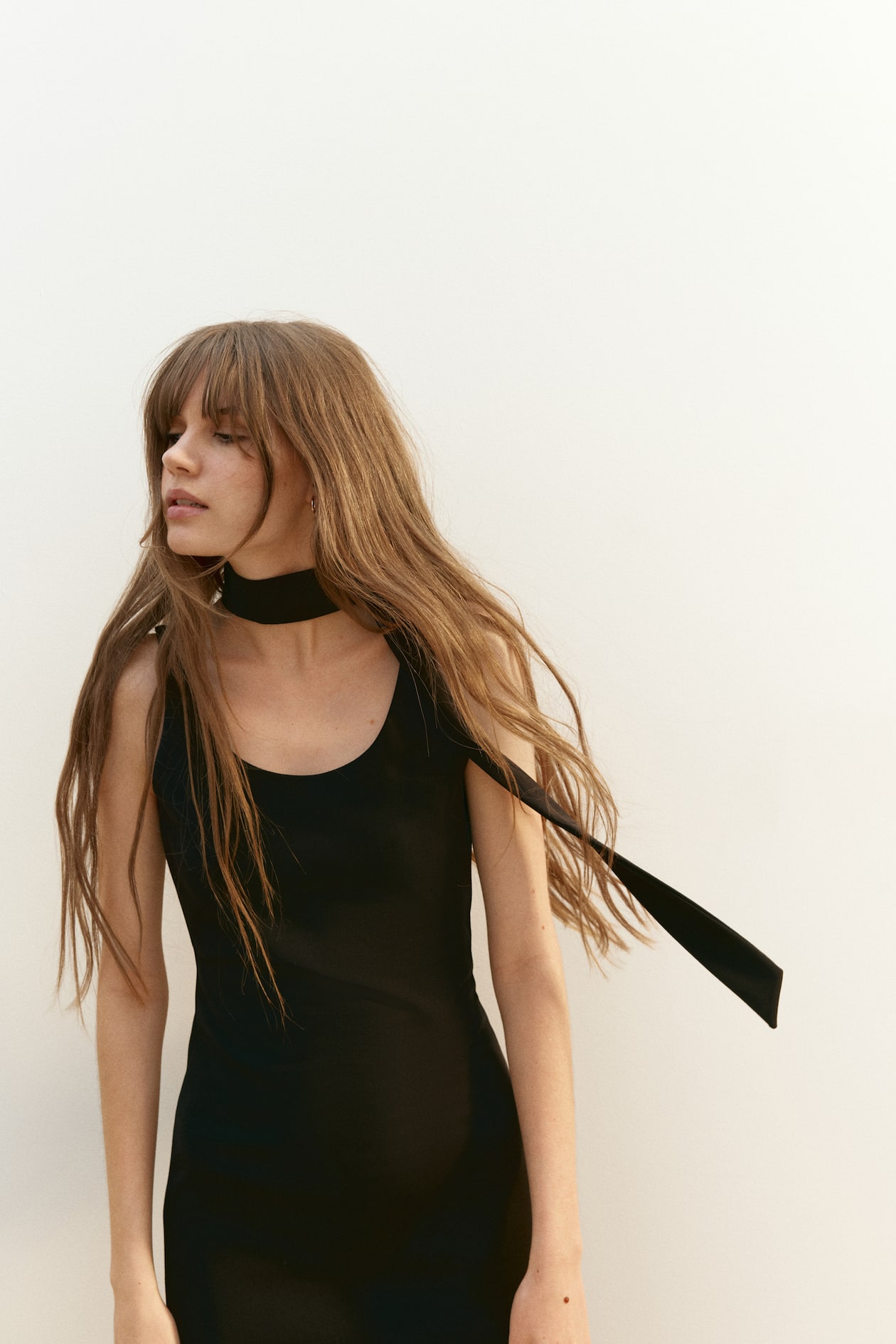 Bodycon Dress with Scarf - image 4