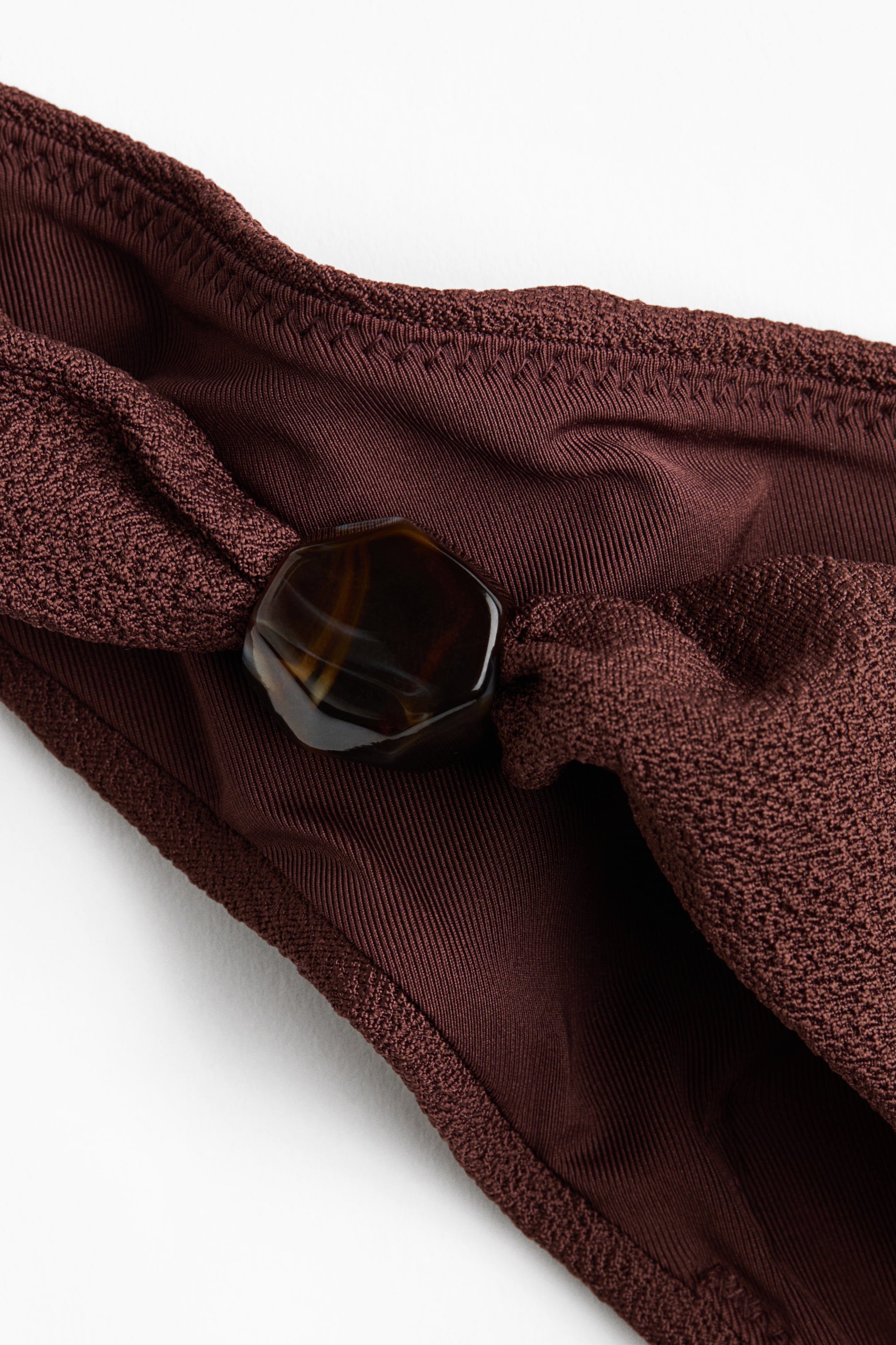 Bas de maillot échancré