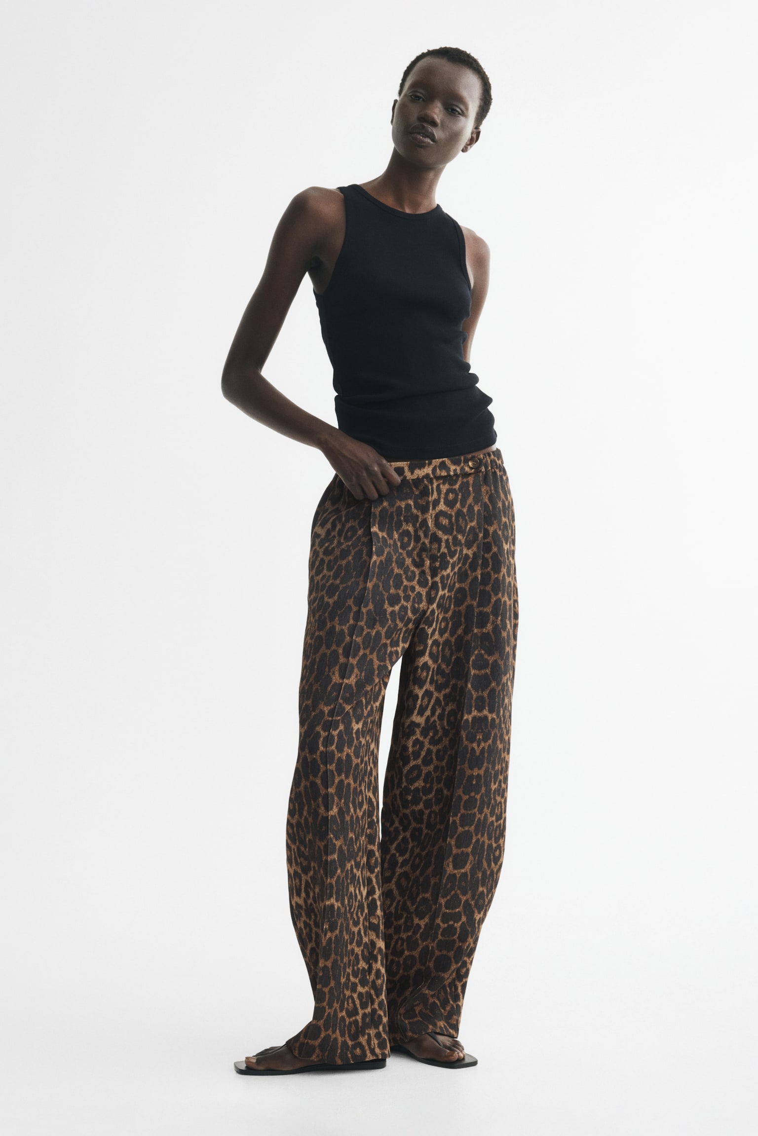 Crease-leg barrel trousers - Brown/Leopard print/Black/Cream - 1