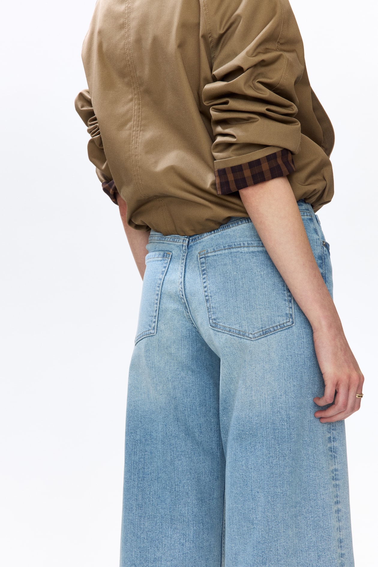 Wide High Waist Ankle Jeans - image 3
