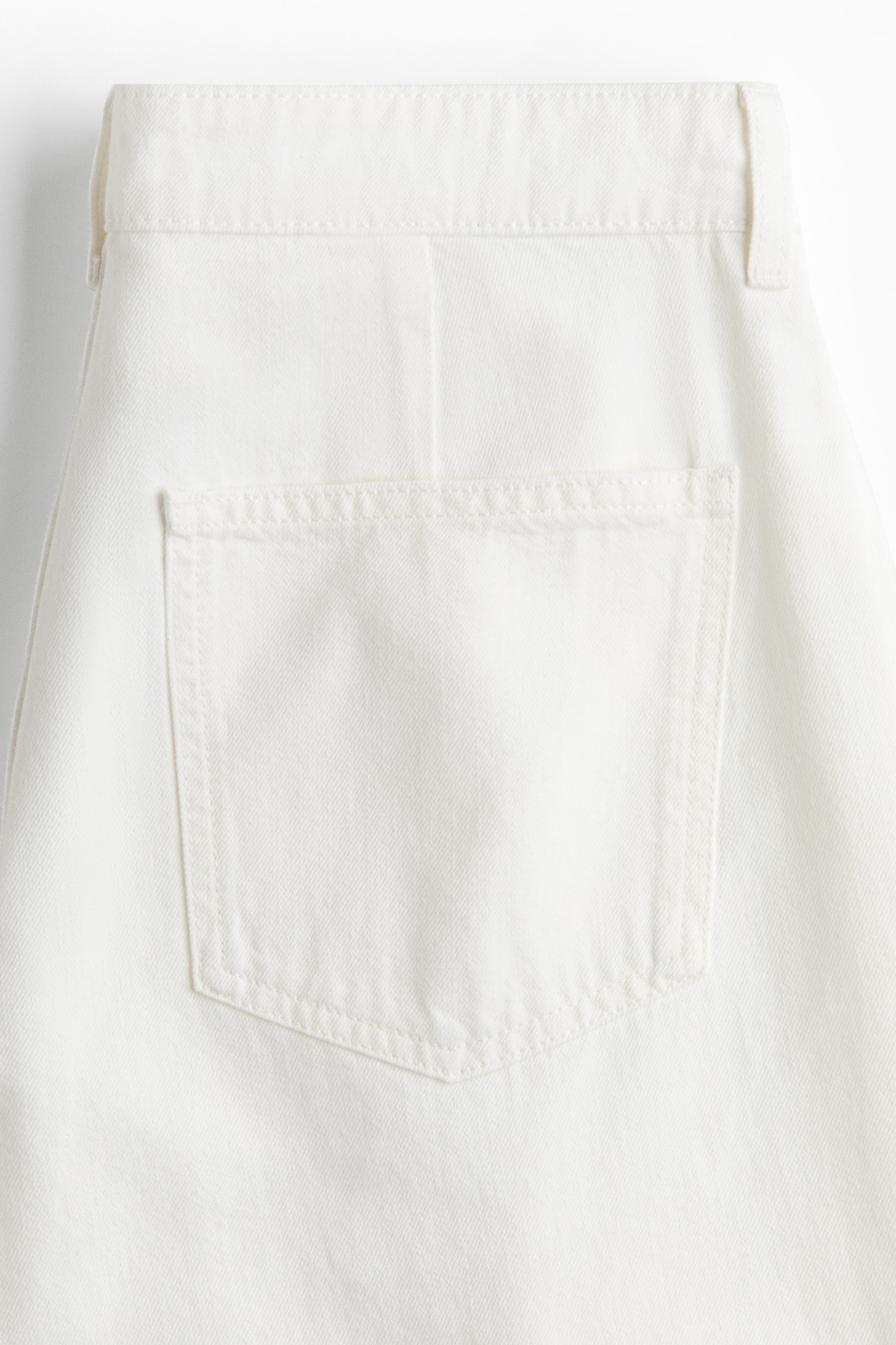 Wide-Leg Regular Waist Jeans