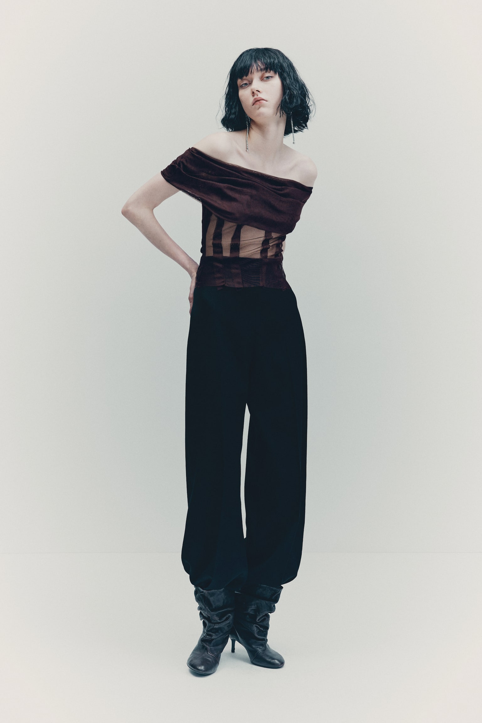 Off-the-shoulder mesh top - Burgundy - 1