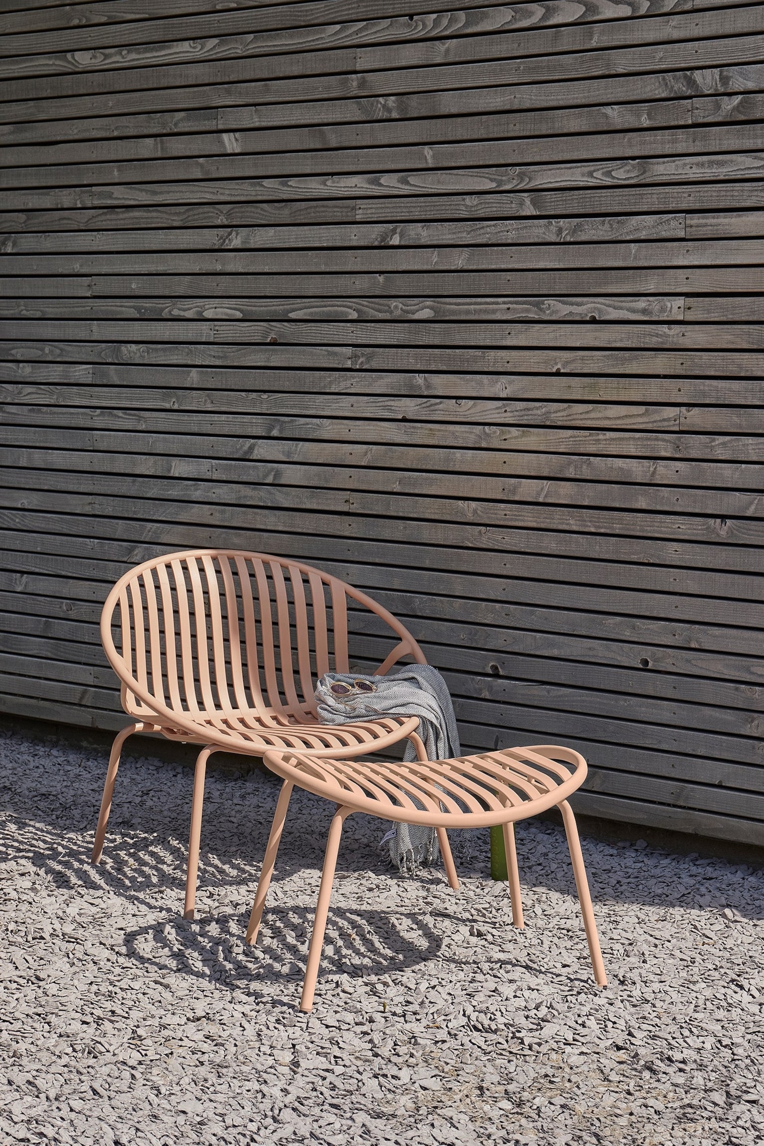 Bruce Gartenstuhl & Hocker - Rosa - 1