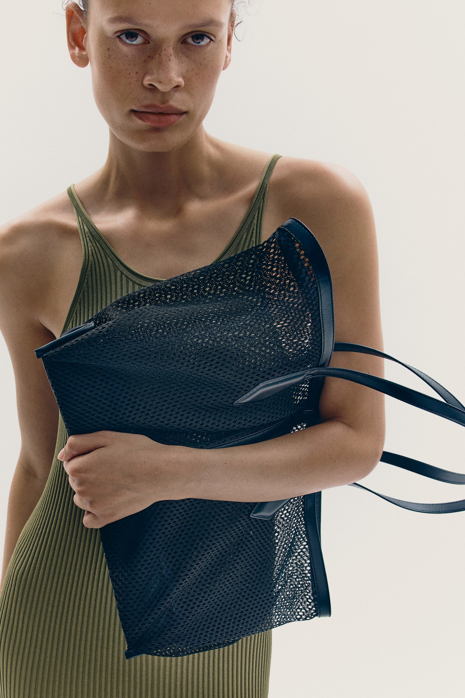 Net shopper - Black - 1