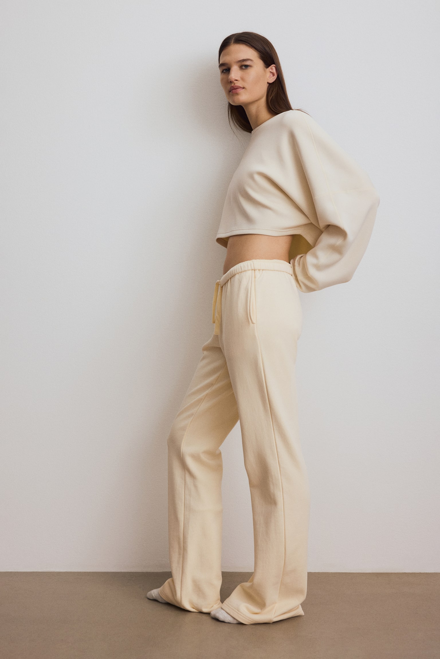 Flared sports sweatpants - Light apricot/Dusty pink - 3