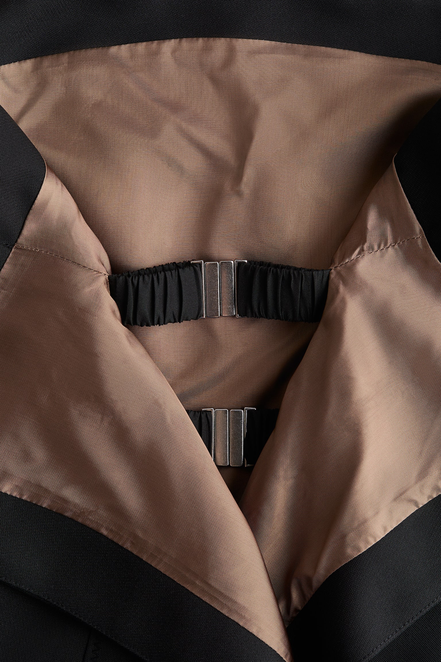 Top bandeau odhalující záda - Černá - 6