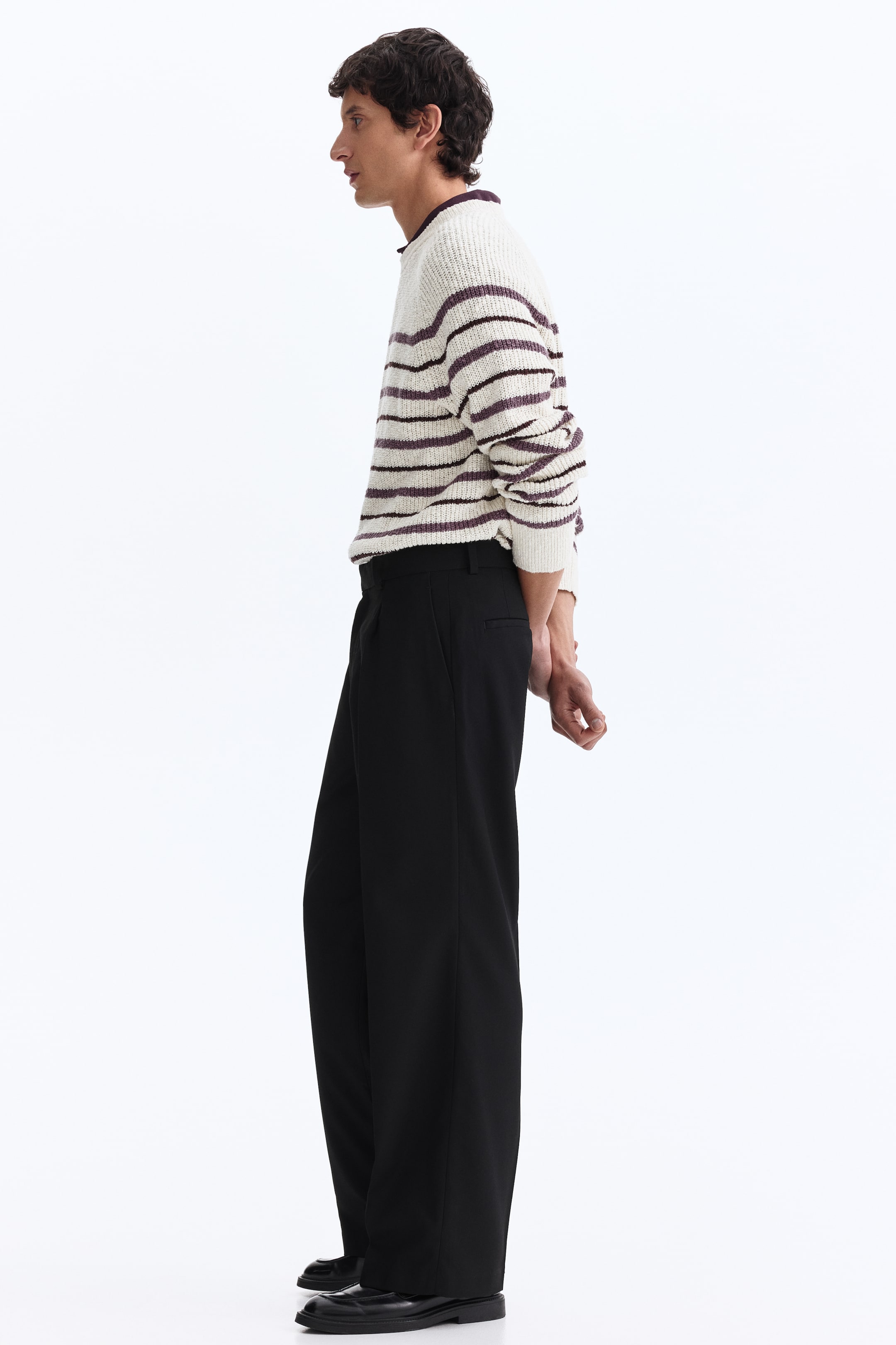 Loose-Fit Tailored Pants