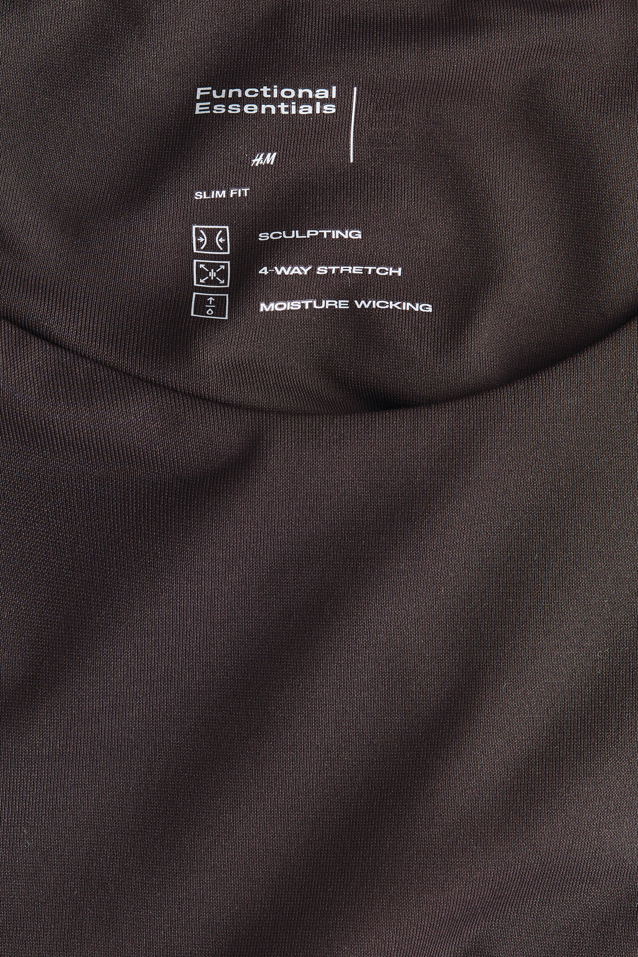 Maillot Tanga moulant à manches courtes